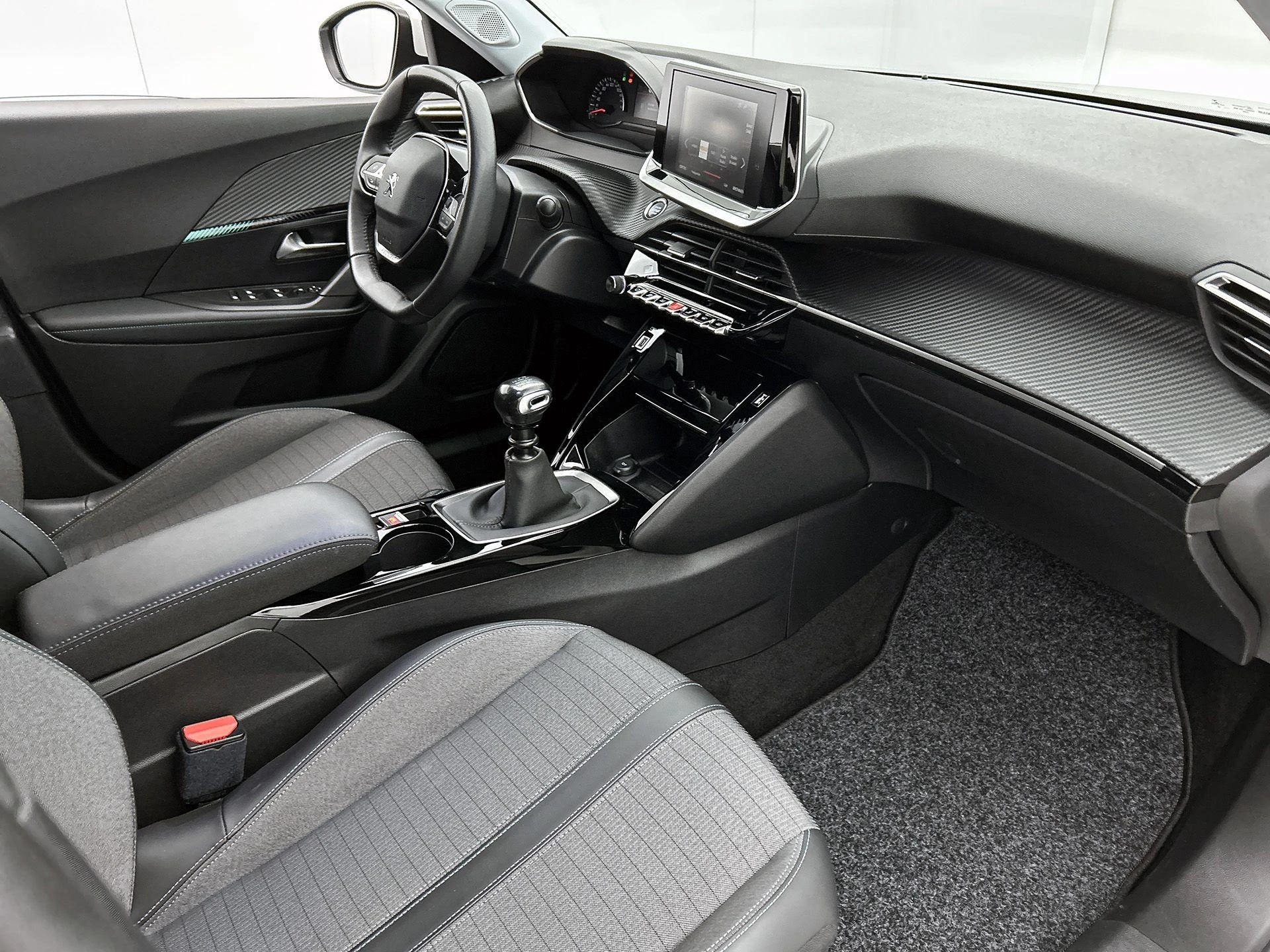 Peugeot-2008-image-20