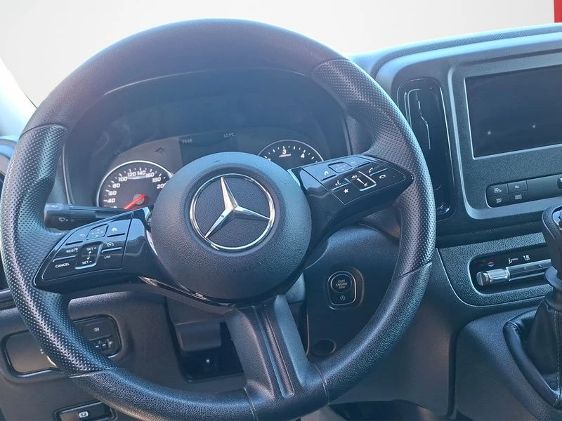 Mercedes-Benz Vito 116 NEUES MODELL AHK NAVI KAMERA TEMPOMAT