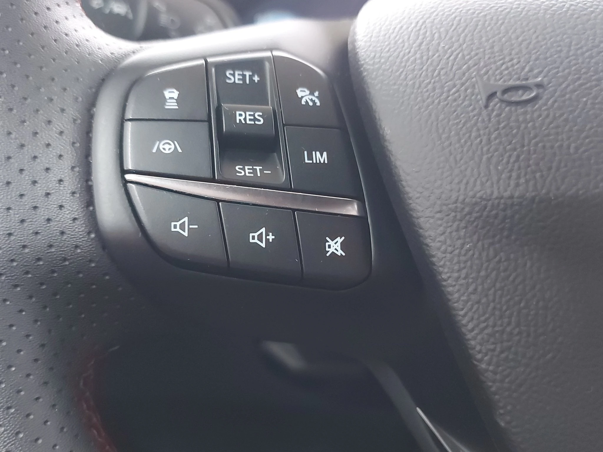 Ford-Focus-image-20