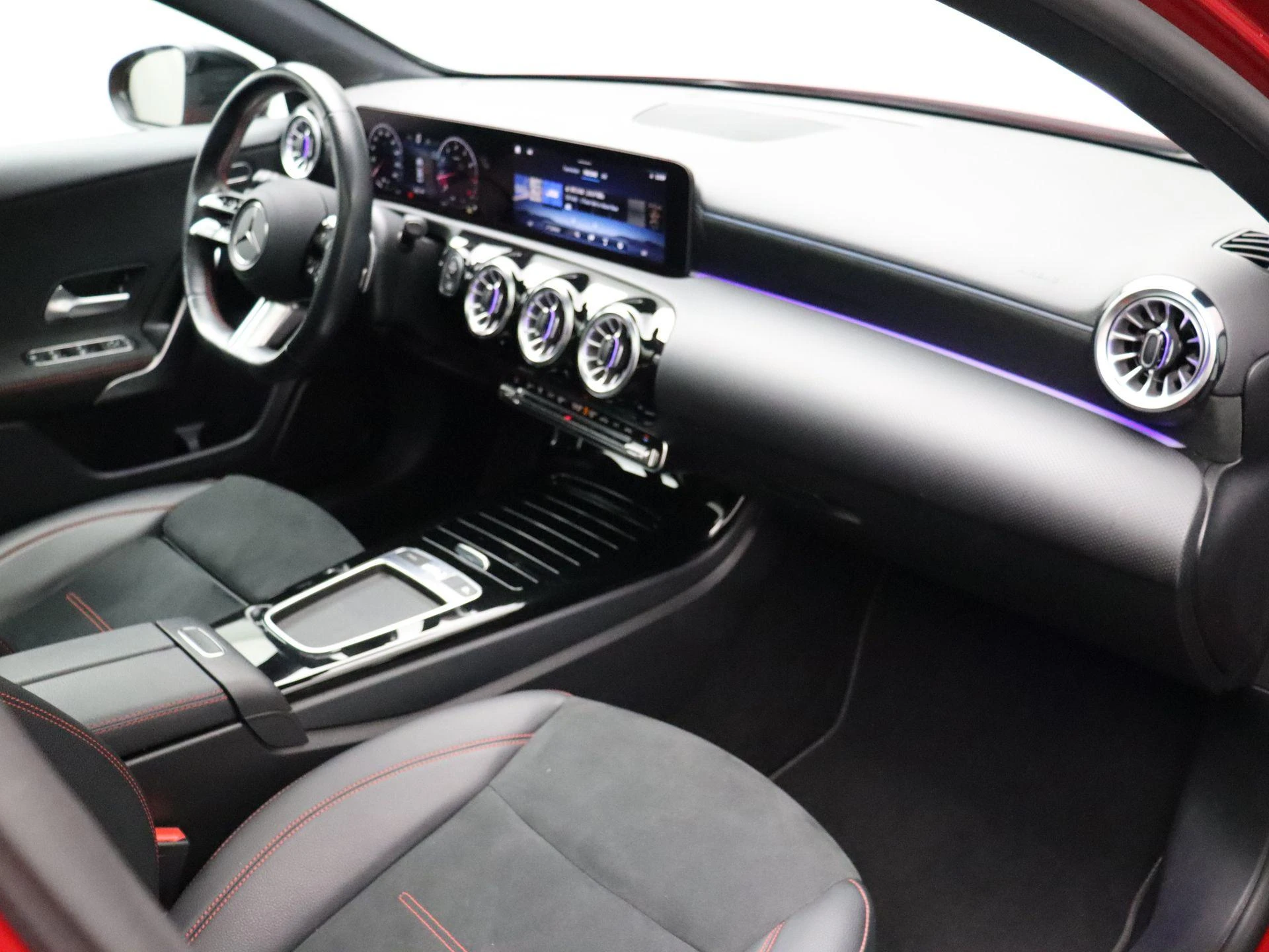 Mercedes-Benz-A-Klasse-image-28