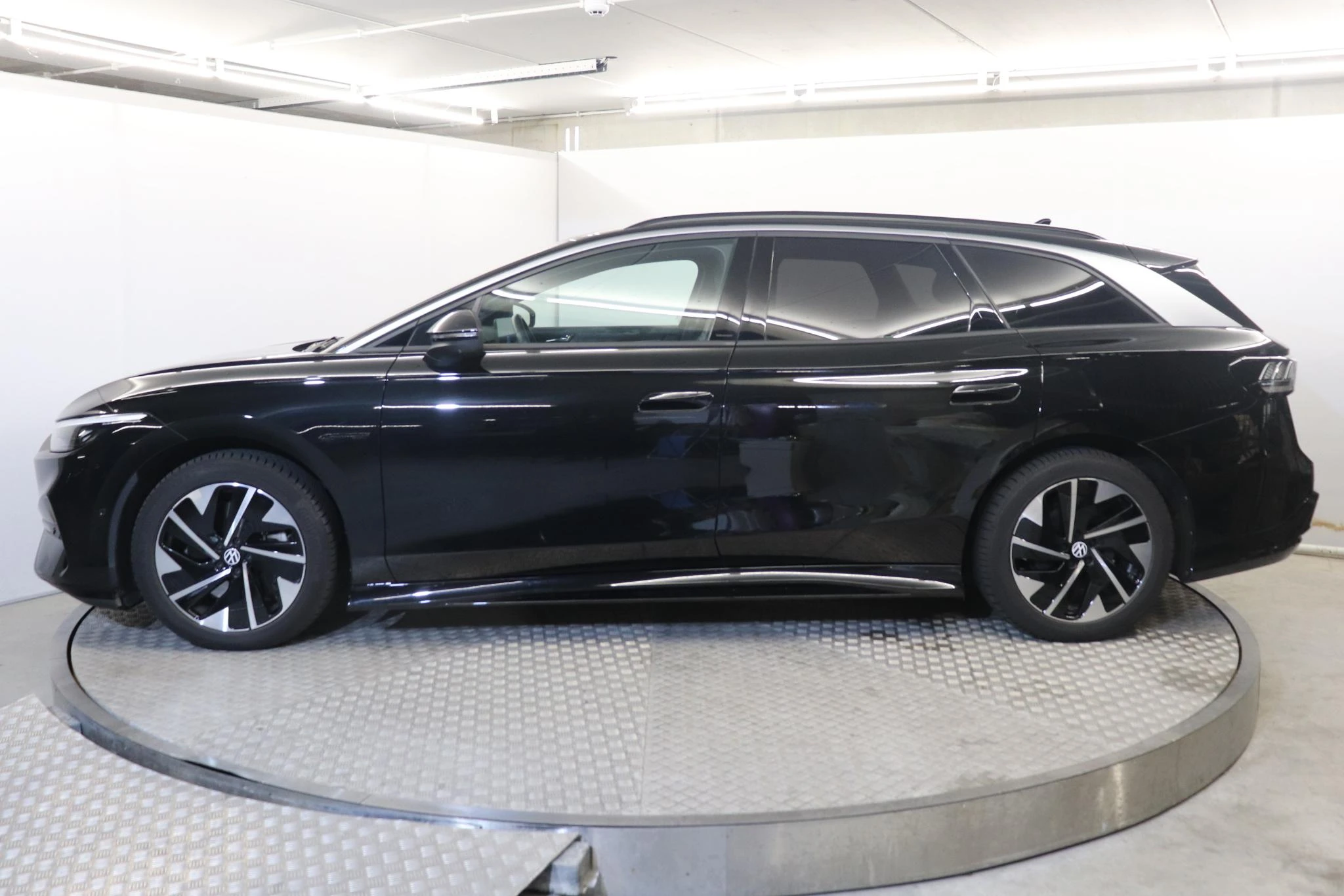 Volkswagen-ID.7-image-2