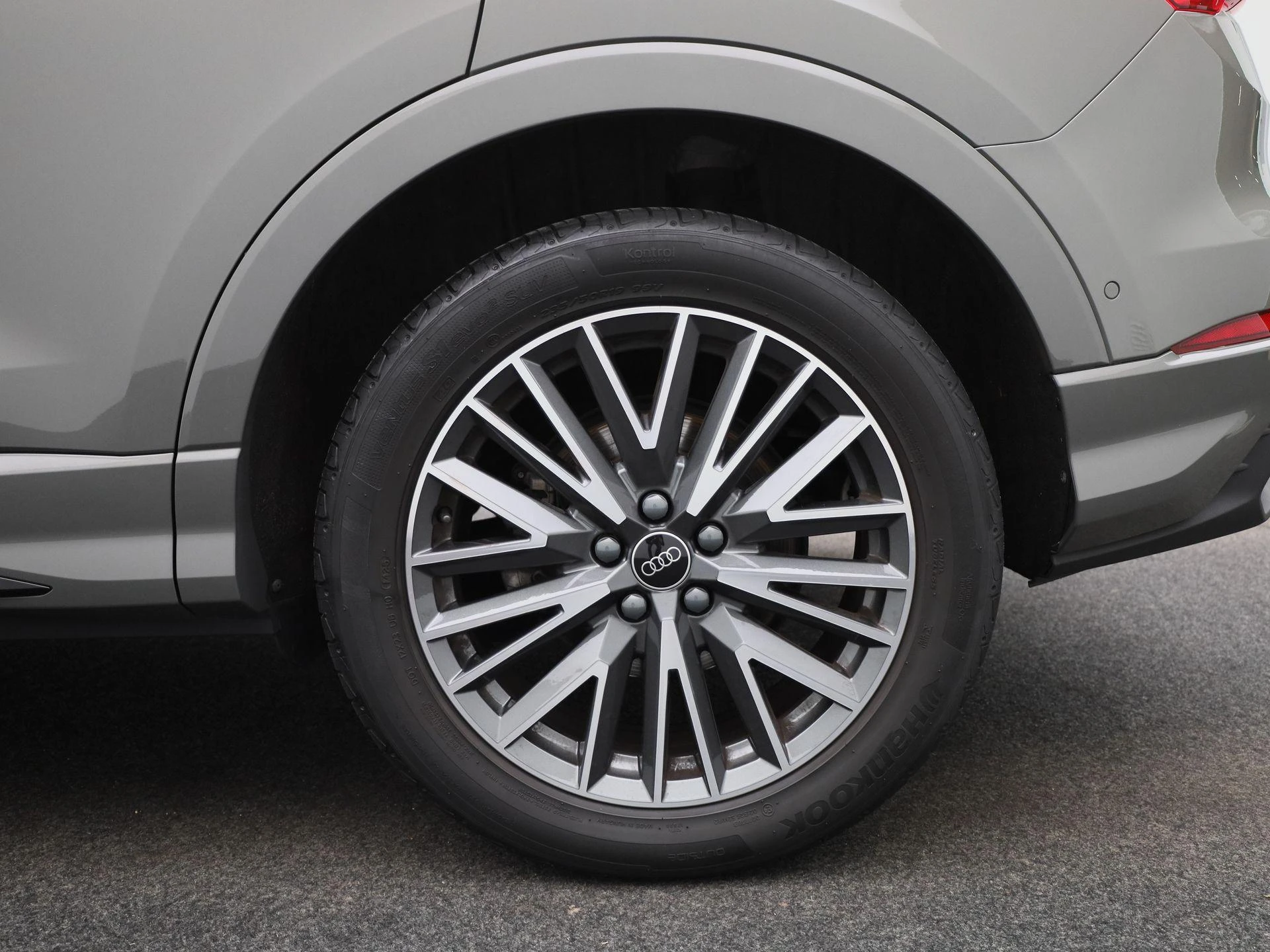Audi-Q3-image-6