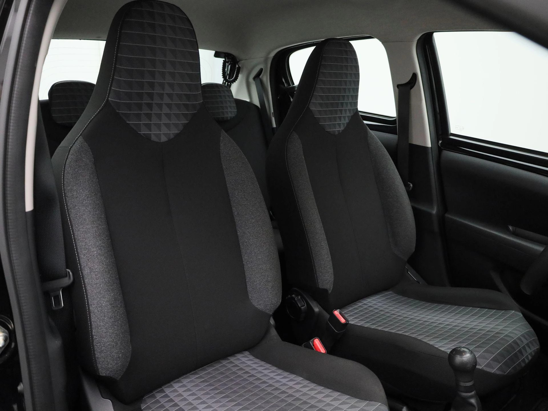 Peugeot-108-image-26