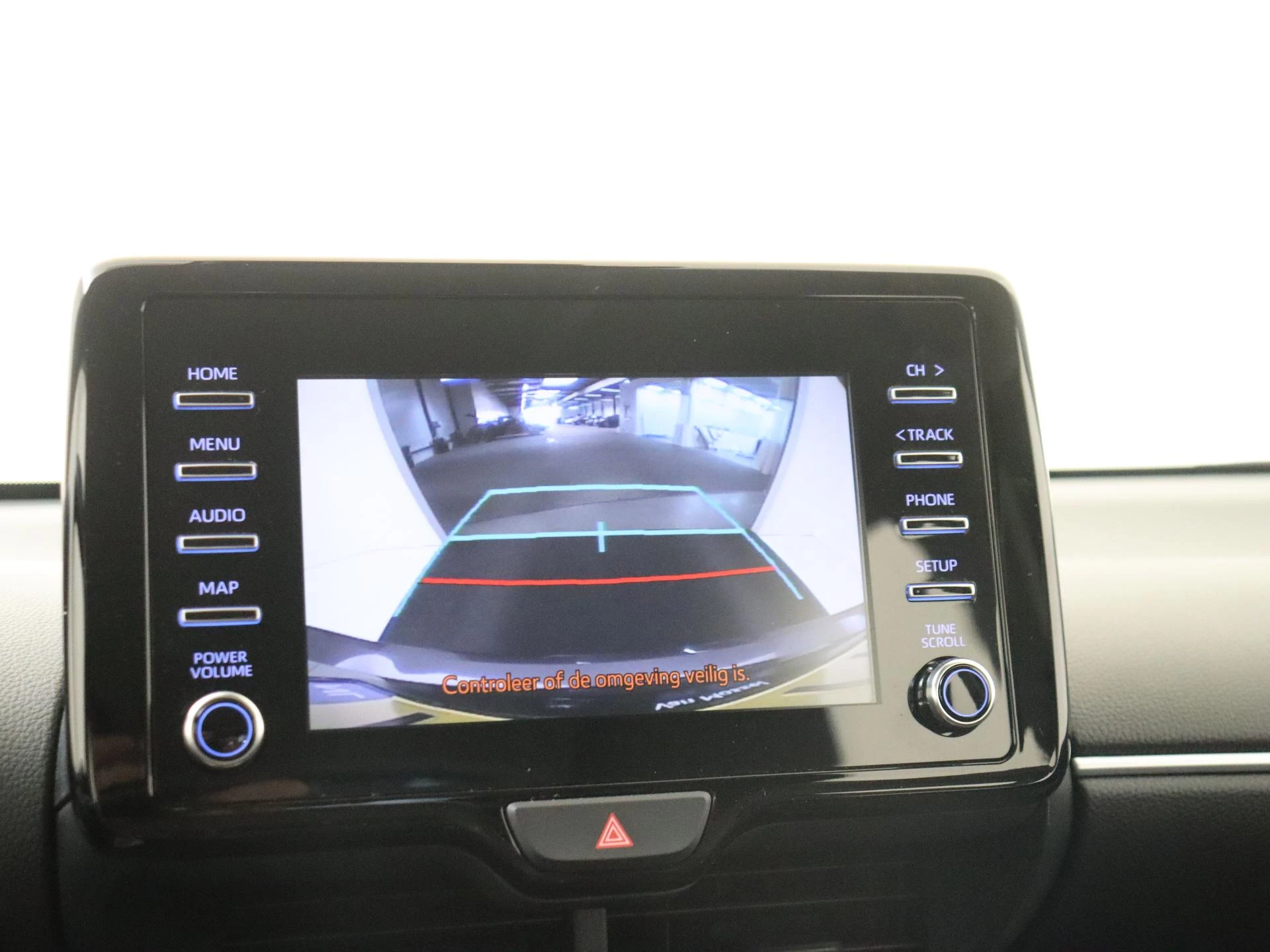 Toyota-Yaris-image-20