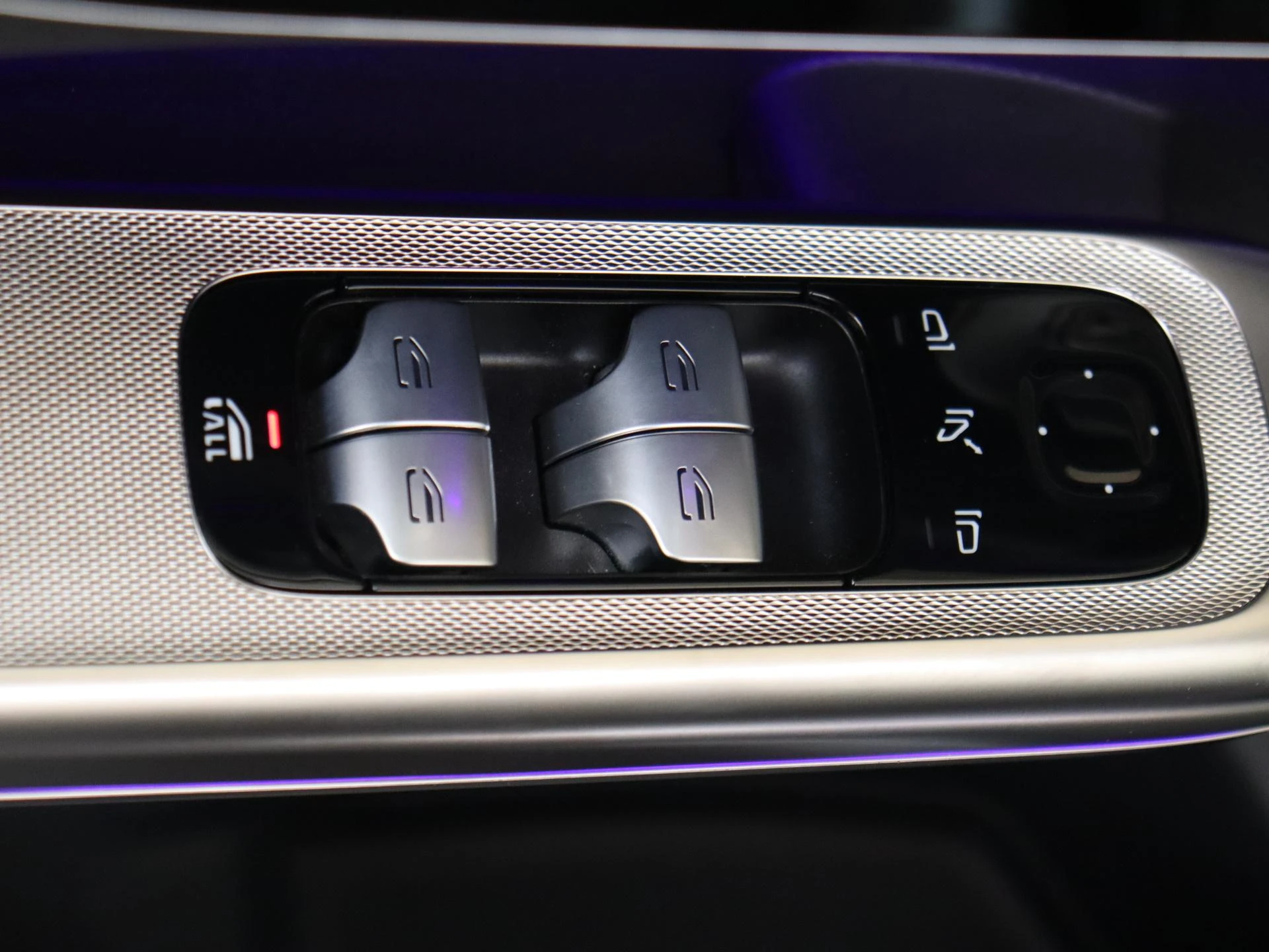 Mercedes-Benz-CLE-image-30