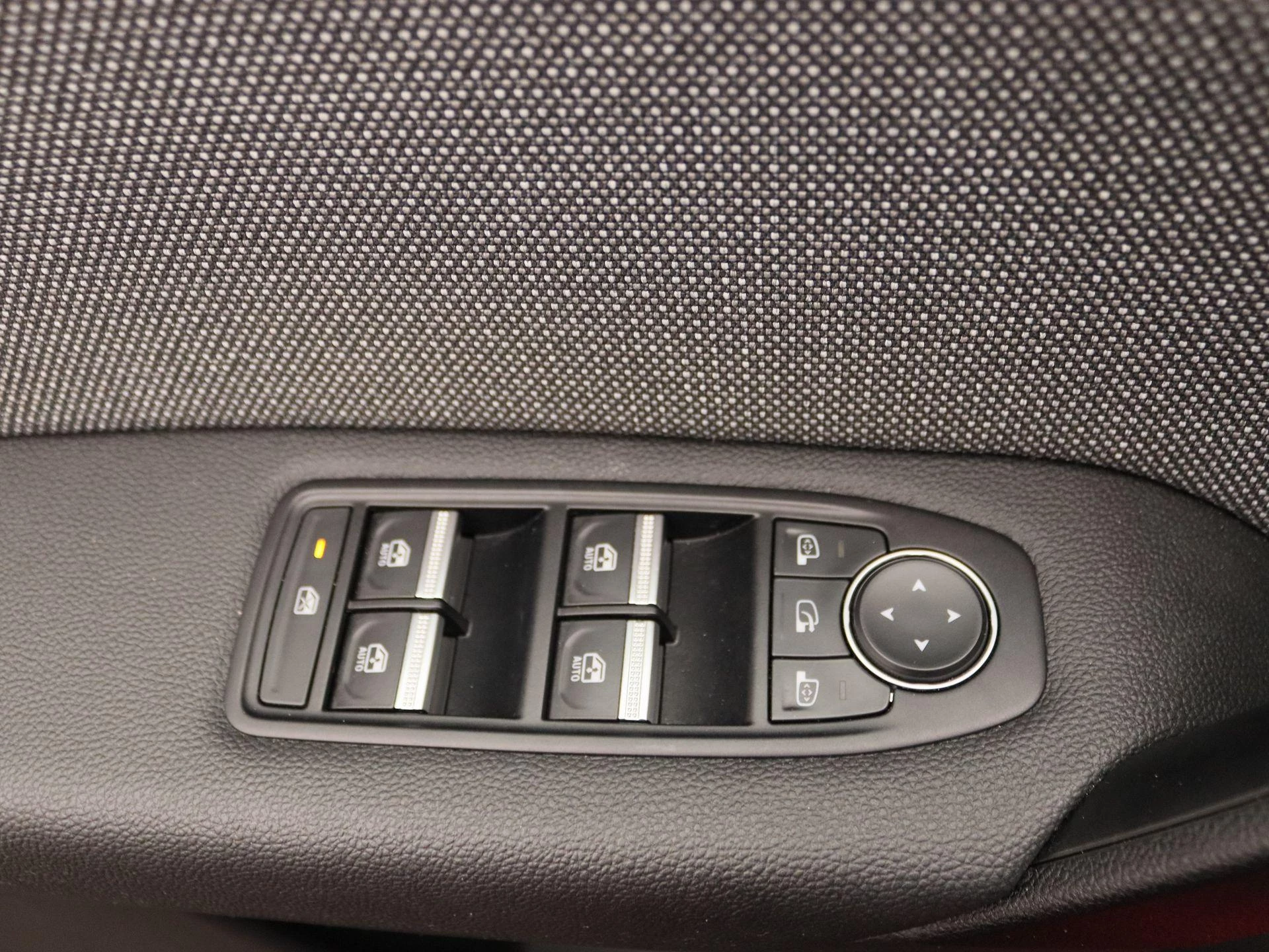 Renault-Captur-image-20