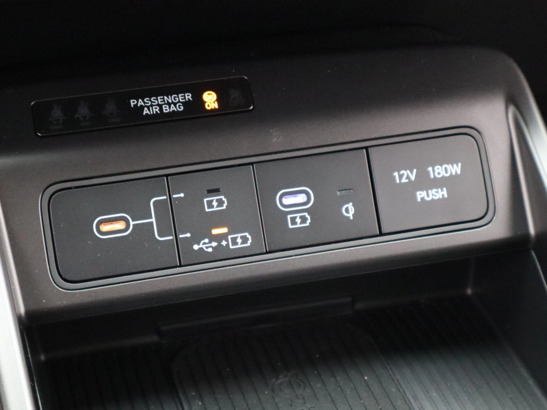 Hyundai-Kona-image-19