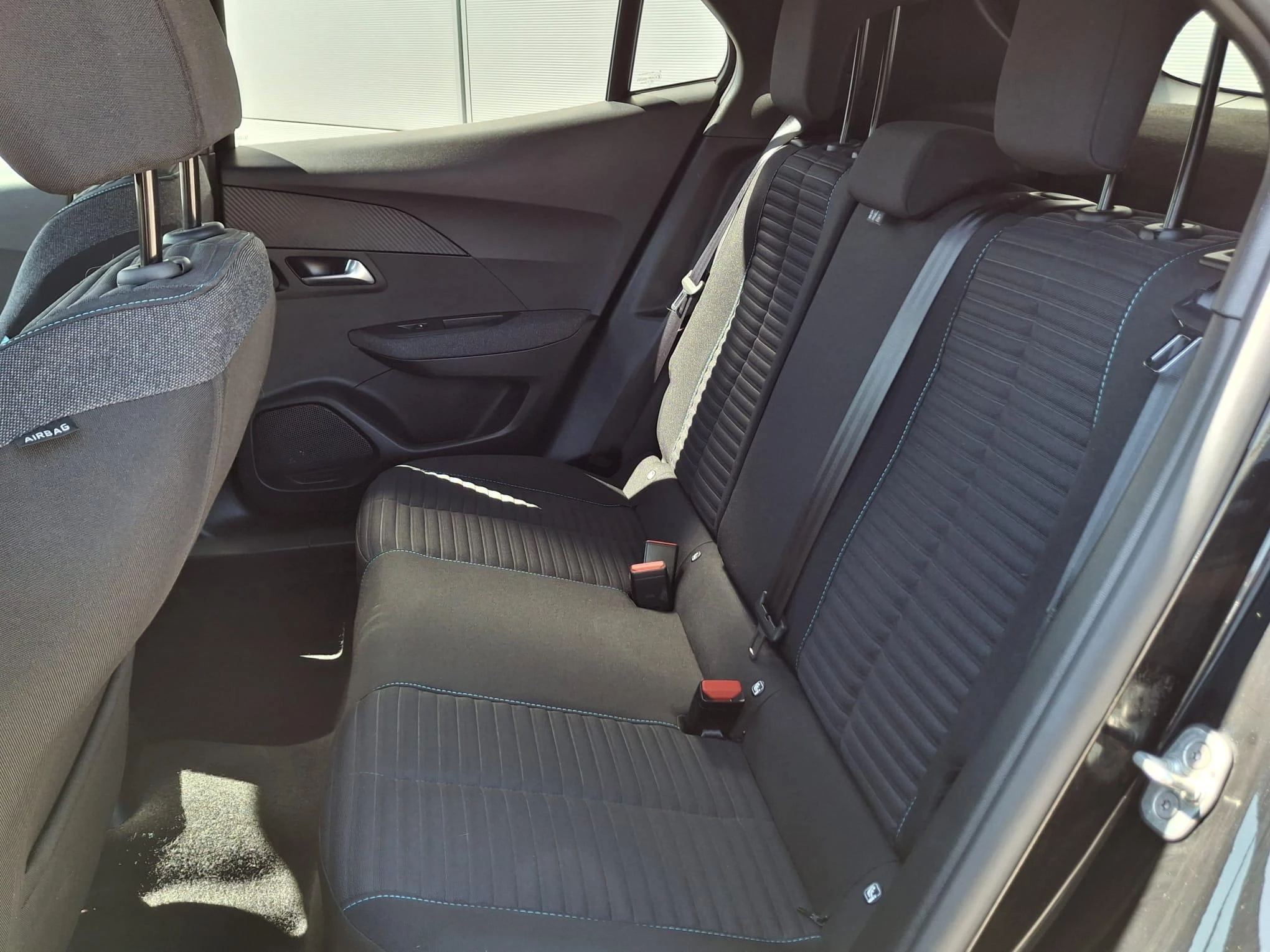 Peugeot-2008-image-17