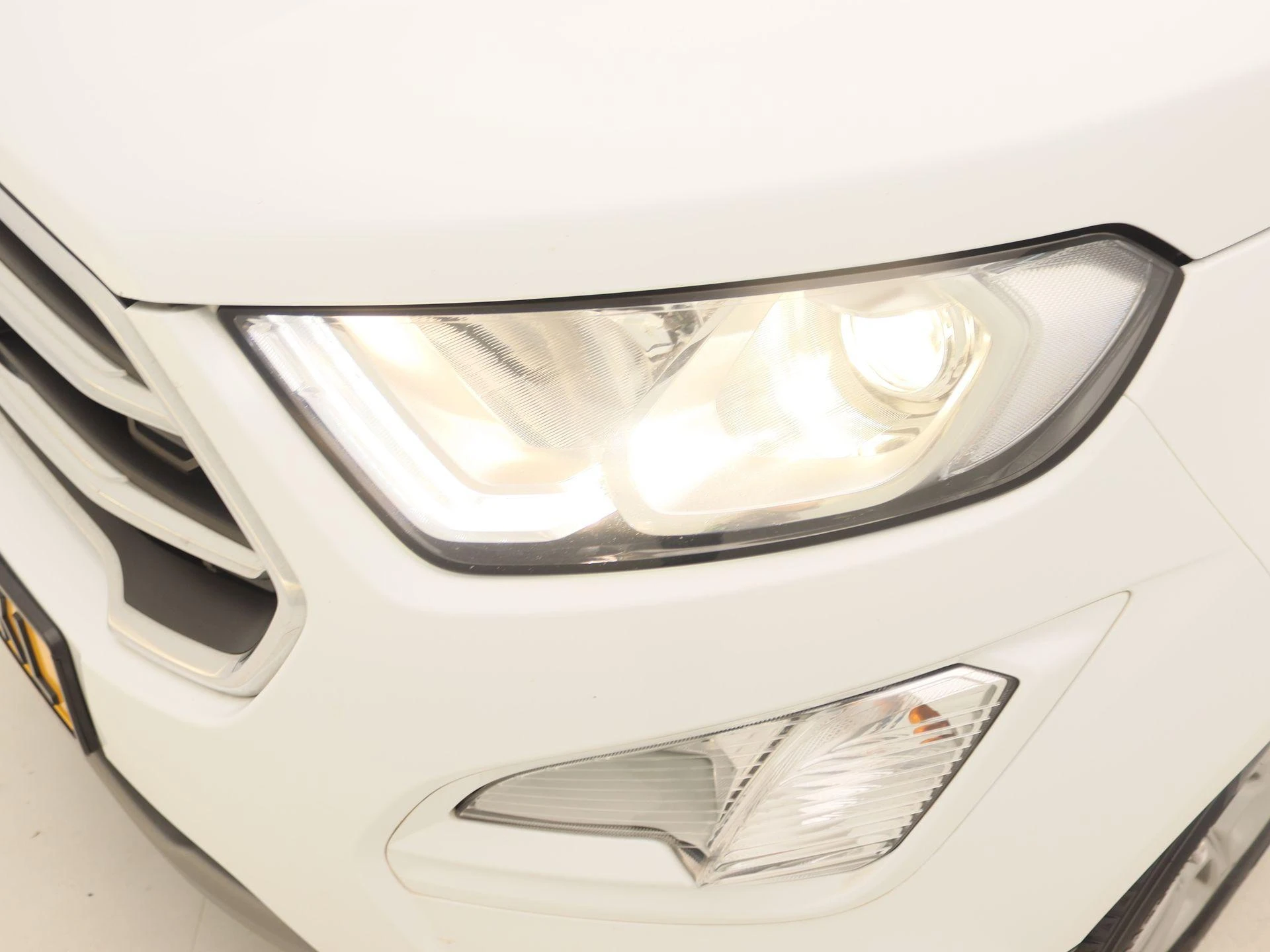 Ford-EcoSport-image-13