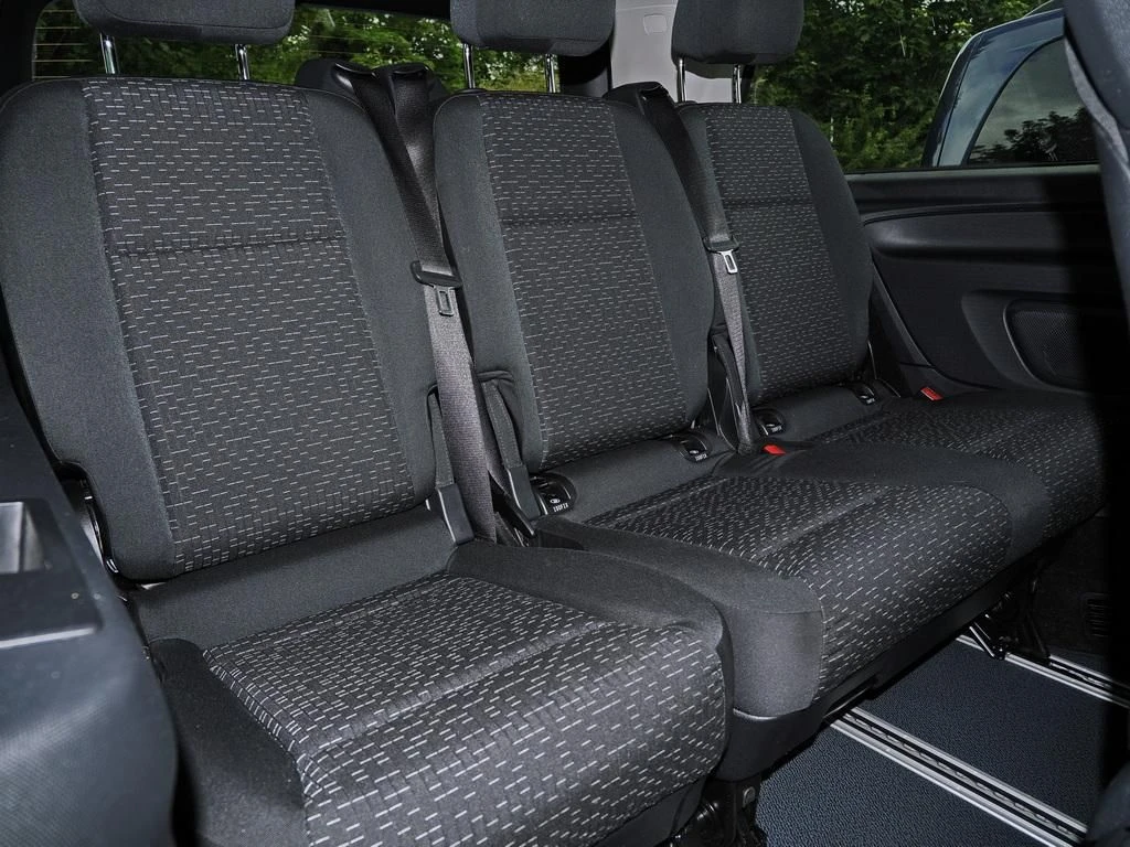 Mercedes-Benz-Vito 116-image-13