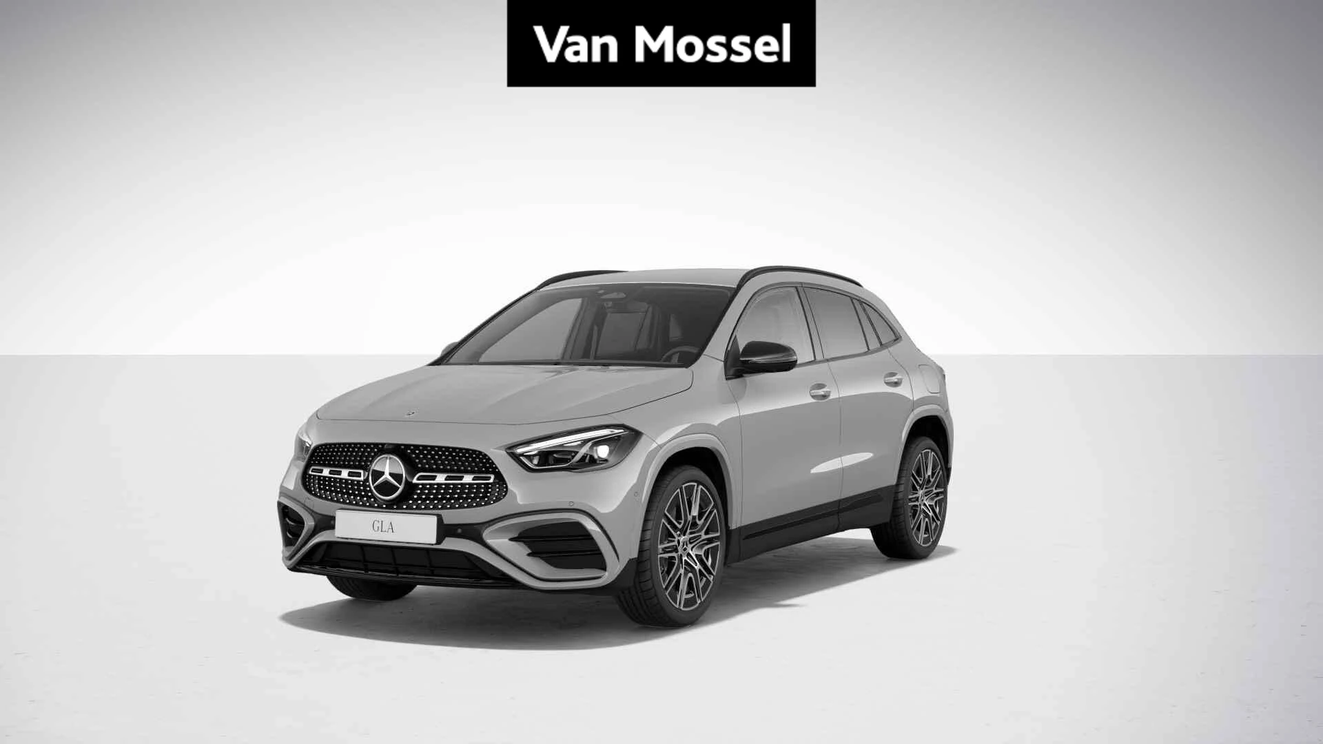 Mercedes-Benz-GLA-image-0