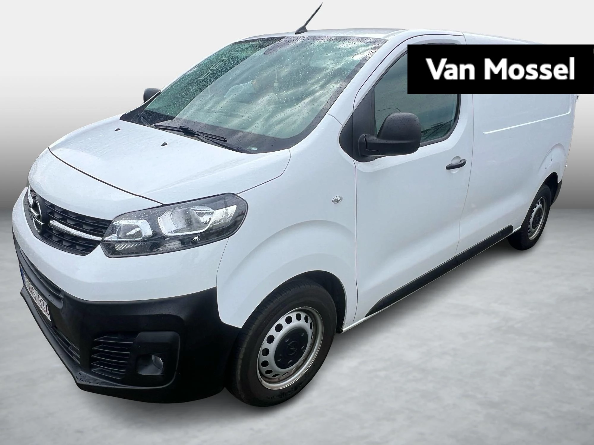 Opel-Vivaro-image-0