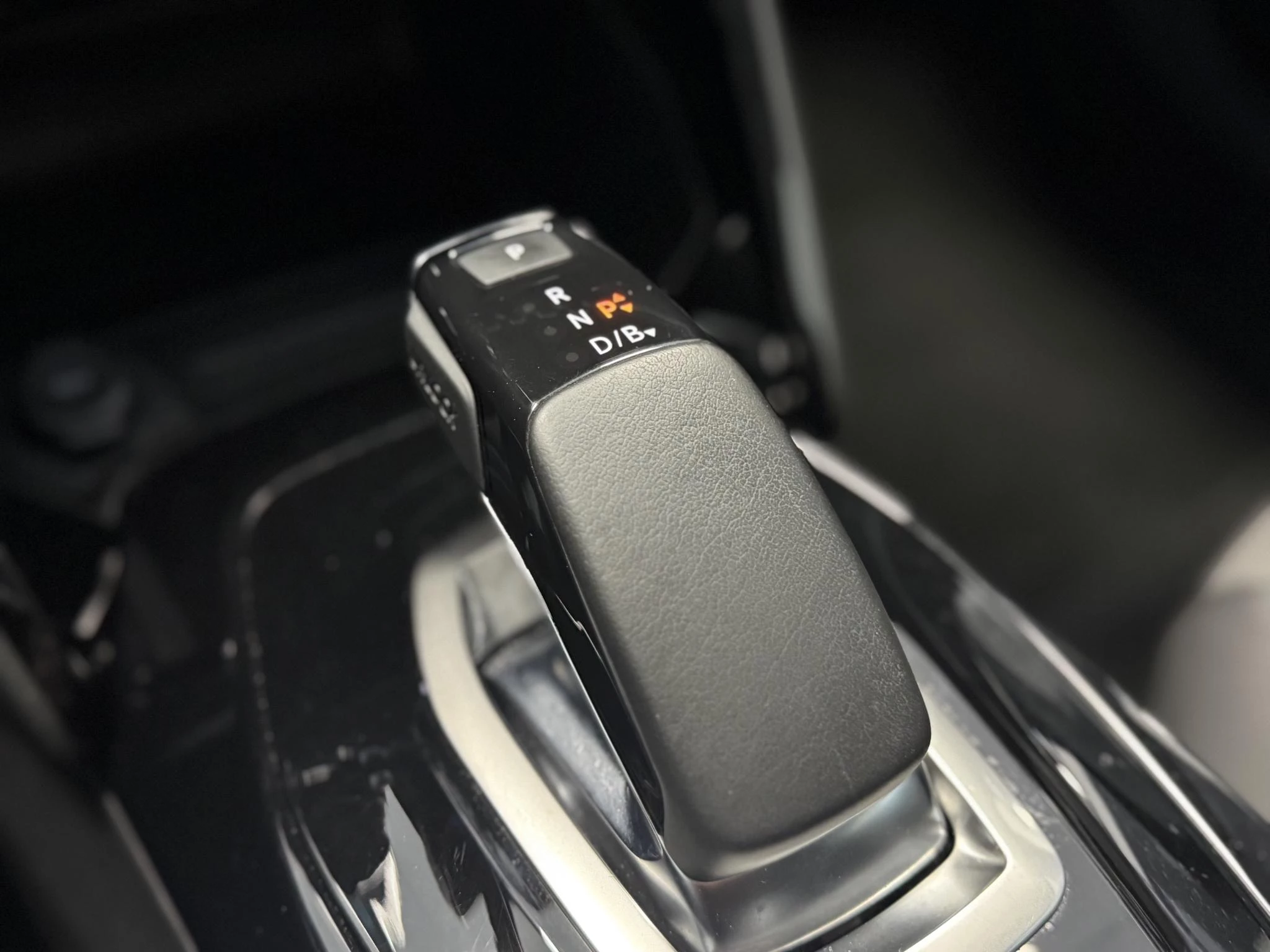 Peugeot e-2008 EV Allure Pack 50 kWh