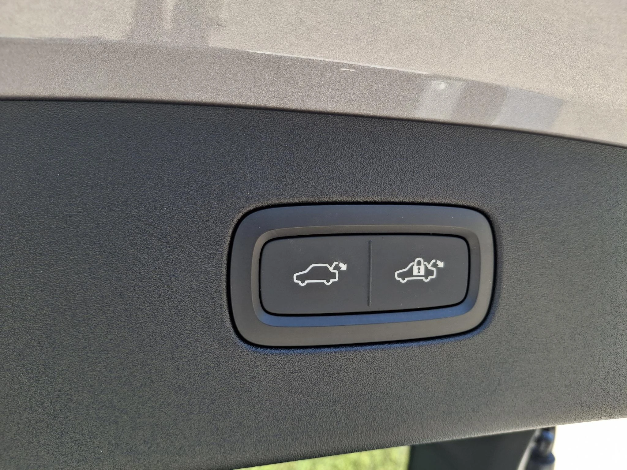 Volvo-ES90-image-14