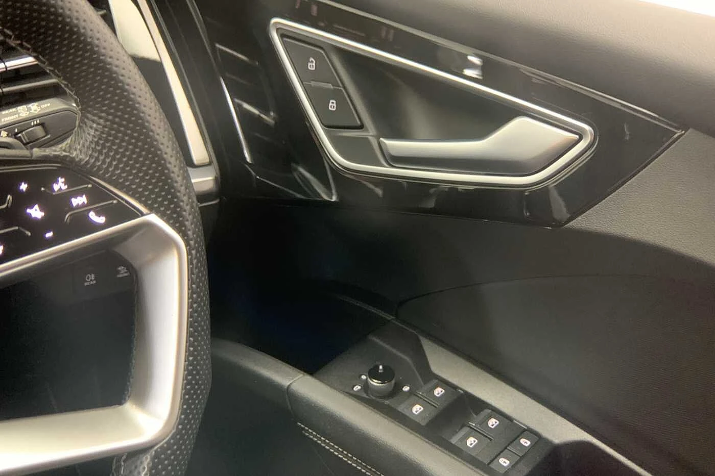Audi-Q4 e-tron-image-26