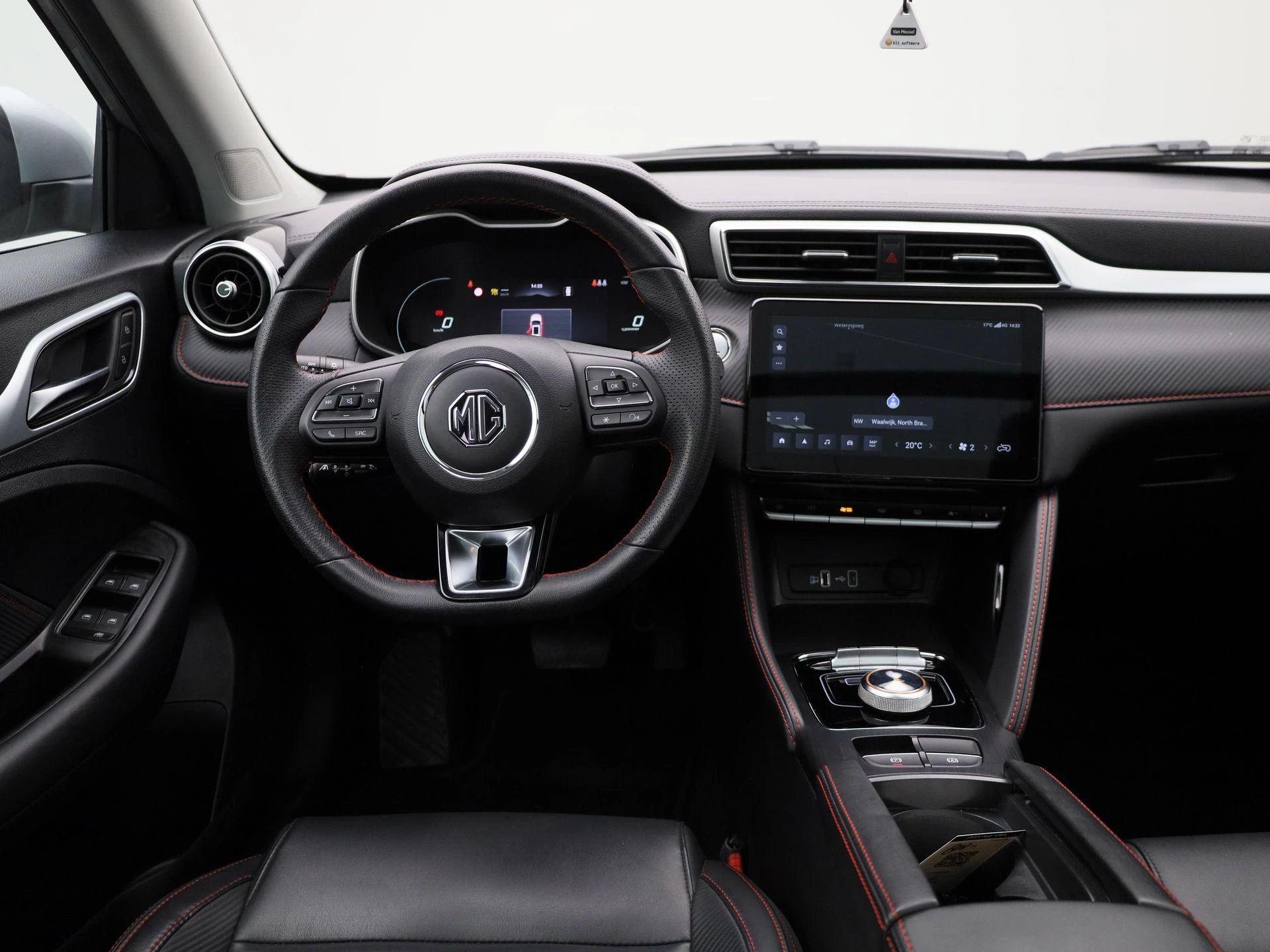 MG ZS EV Long Range Luxury 70 kWh