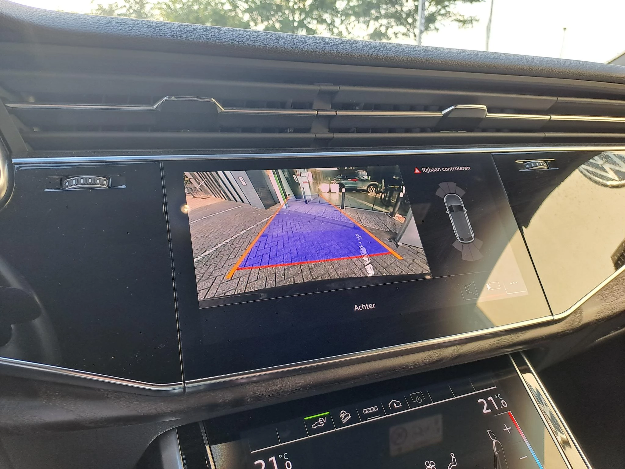 Audi-Q8-image-18