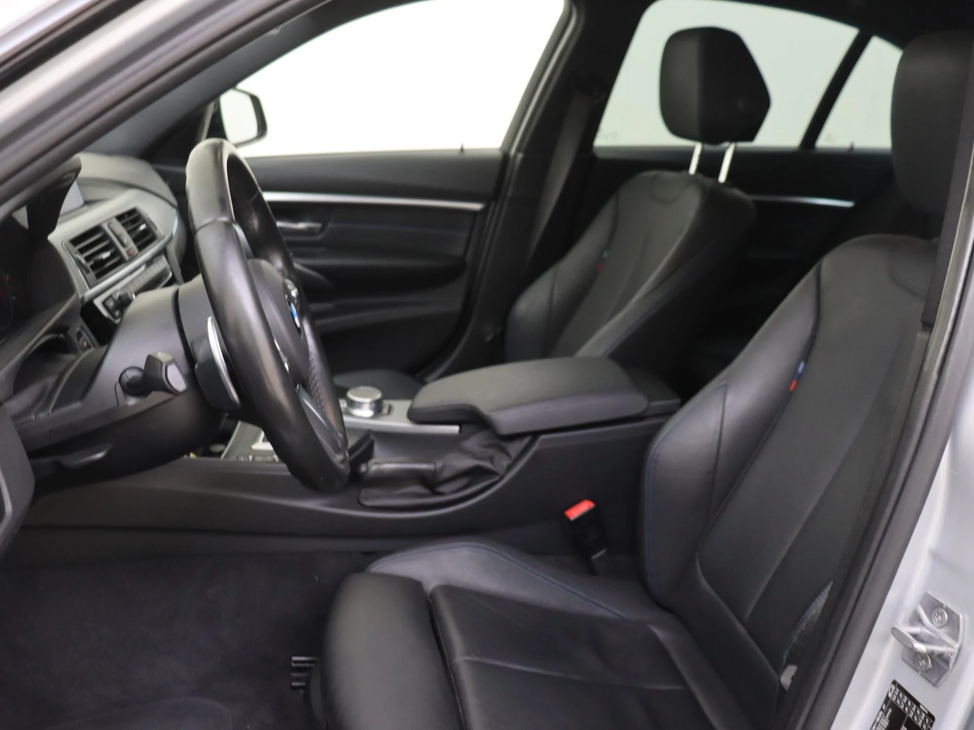 BMW 3 Serie 320i Edition M Sport Shadow Executive