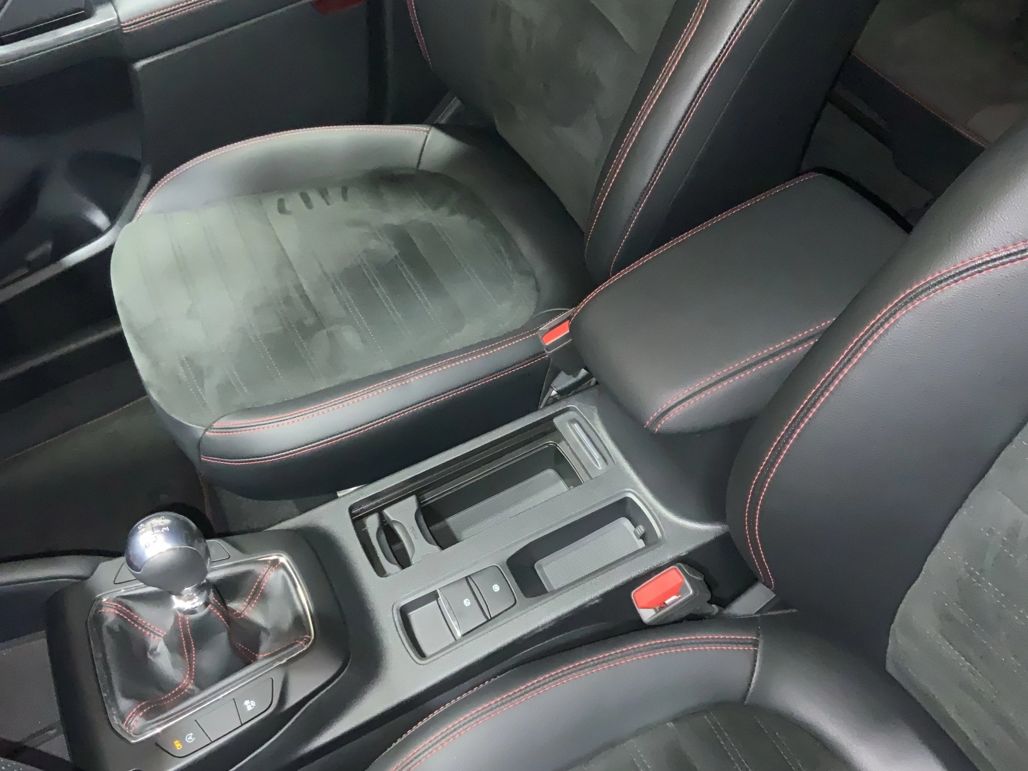Ford Kuga ST-Line X | ACC | KAMERA | SHZ | LRHZ | WSH