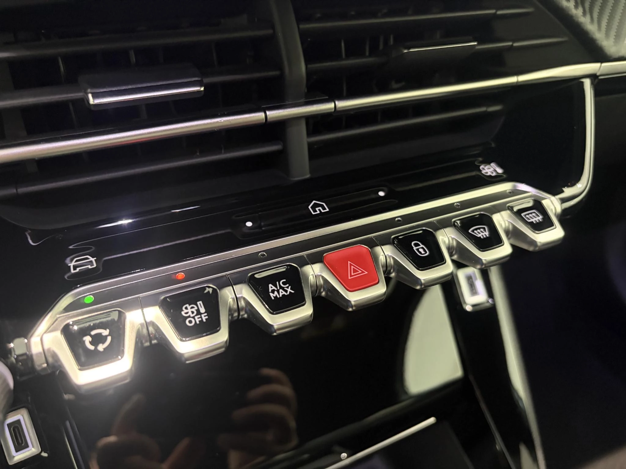 Peugeot-2008-image-19