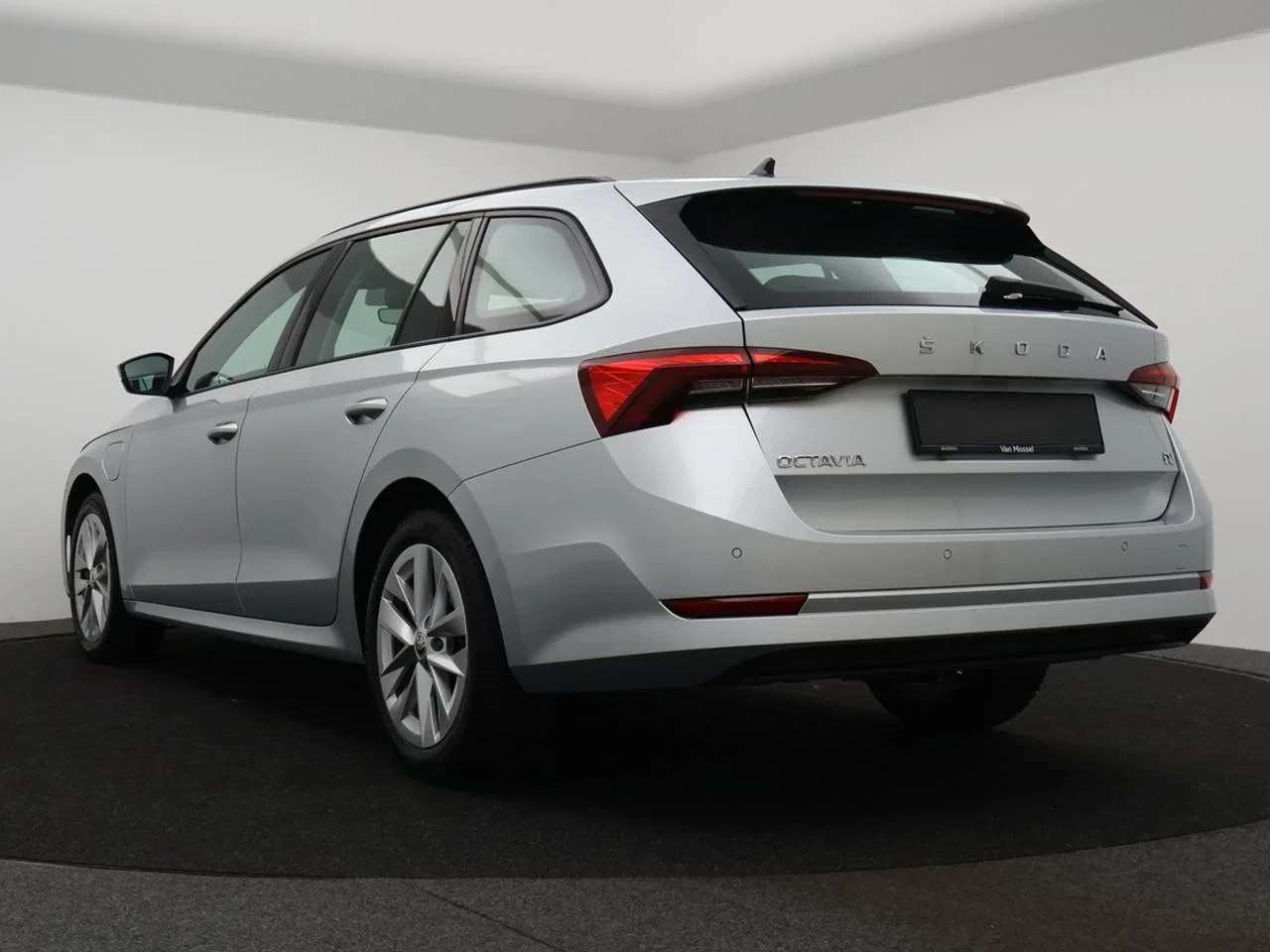 Škoda Octavia Combi PHEV Octavia SW PHEV 1.4TSI Ambition 204PK *AUTOMAAT*VIRTUAL COCKPIT*CRUISE CONTROL*PDC ACHTER*APP-CONNECT*...*