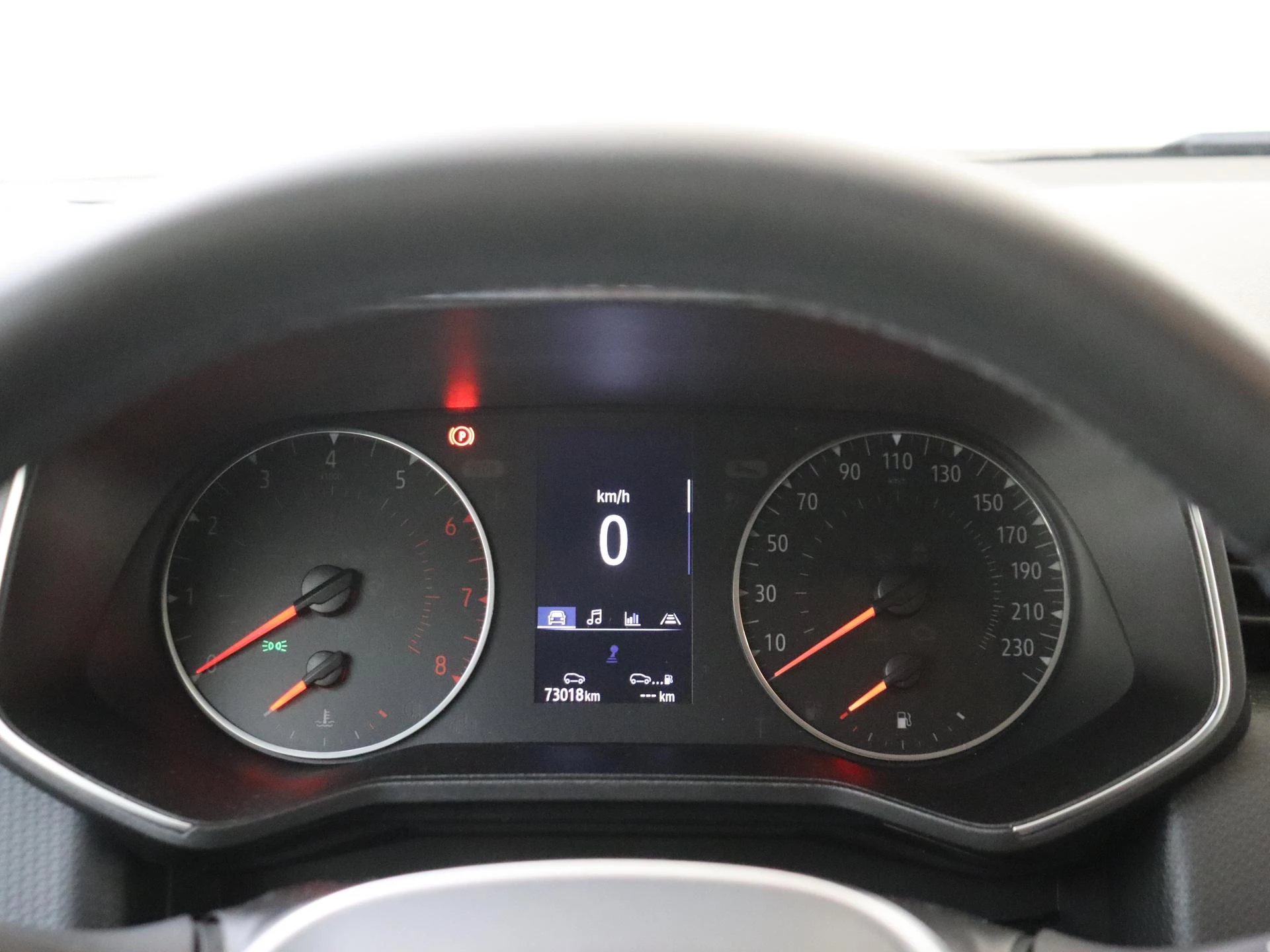 Renault-Clio-image-15
