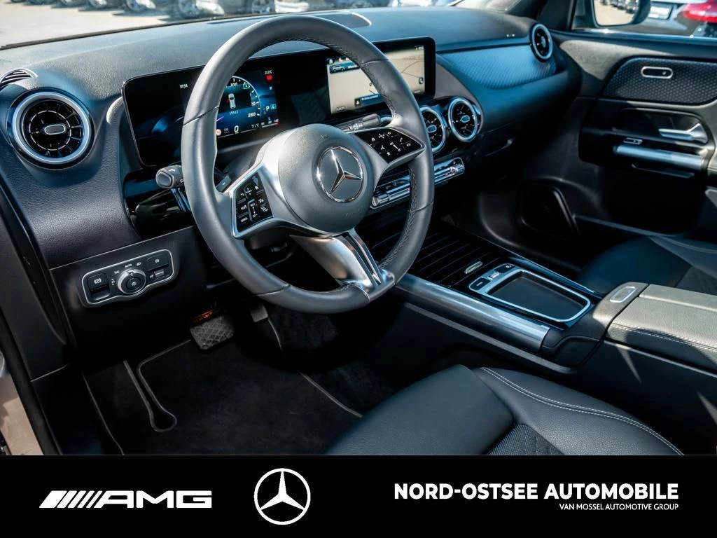 Mercedes-Benz-GLA-image-6