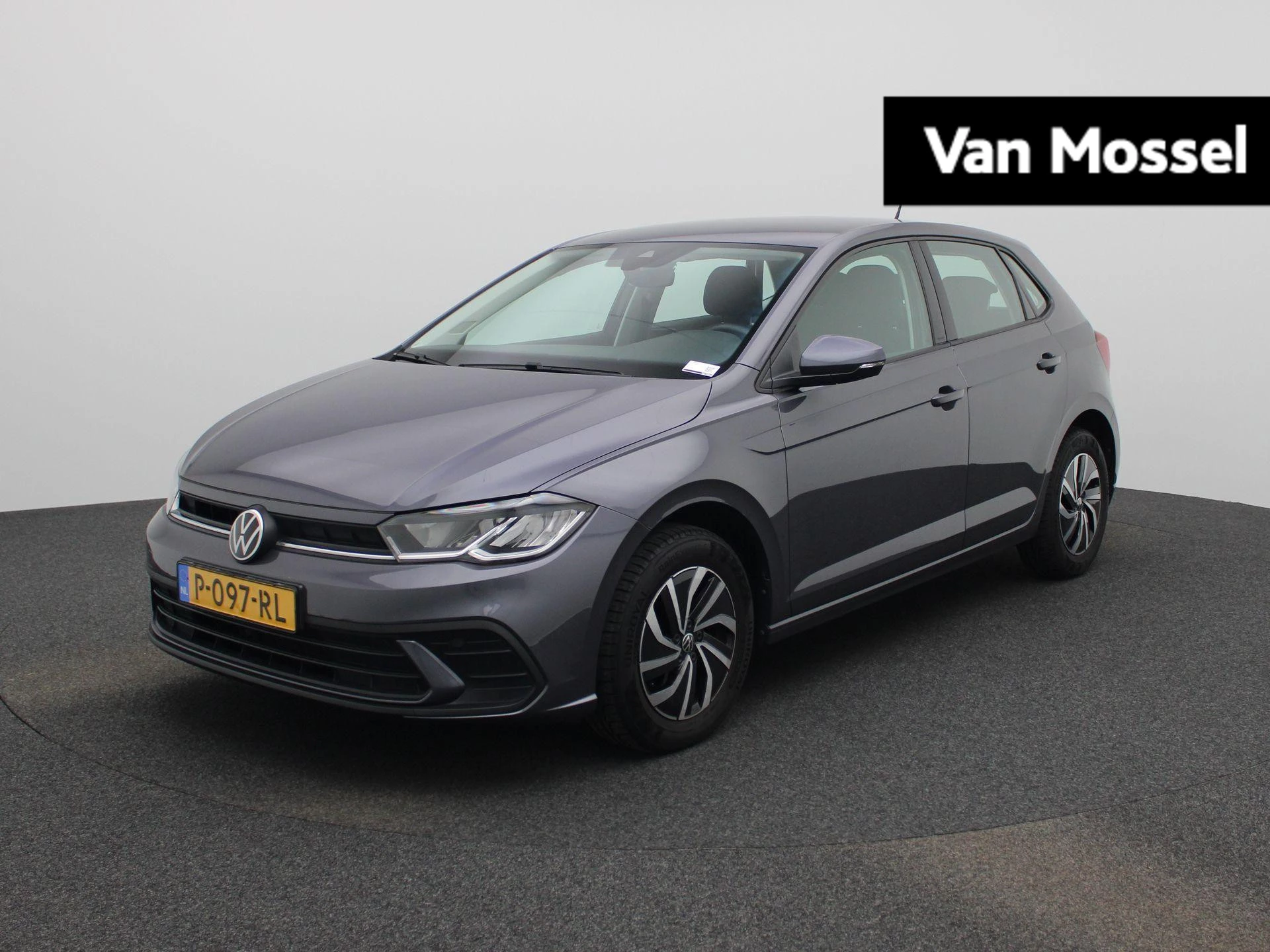 Volkswagen-Polo-image-0