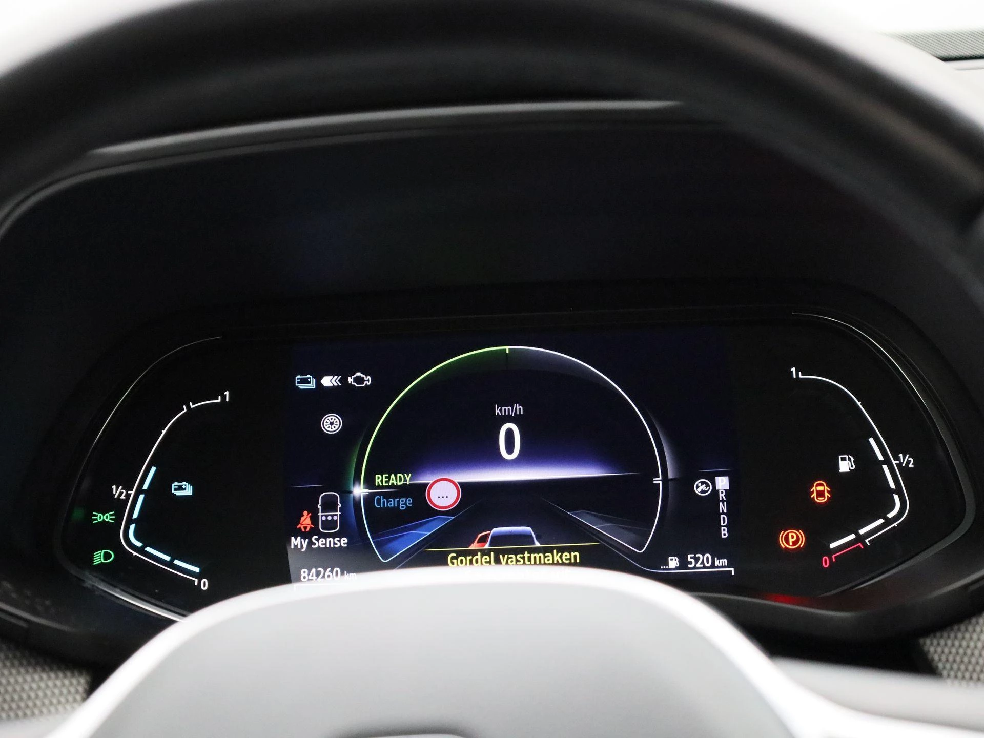 Renault-Arkana-image-7