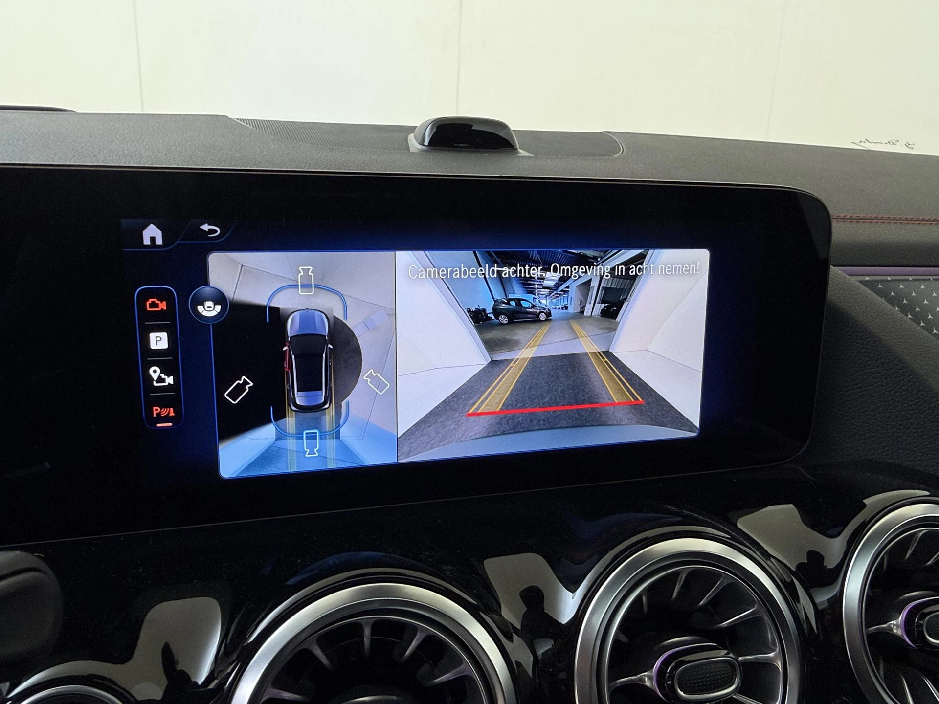 Mercedes-Benz-EQA-image-19