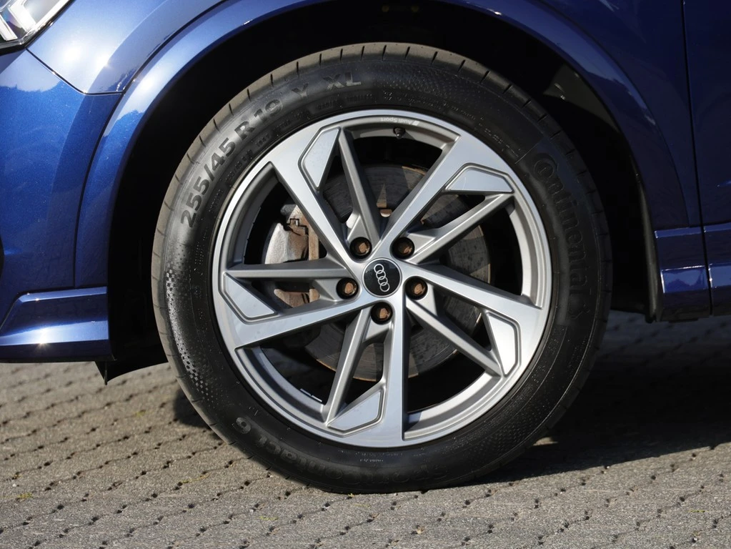 Audi-Q3-image-4