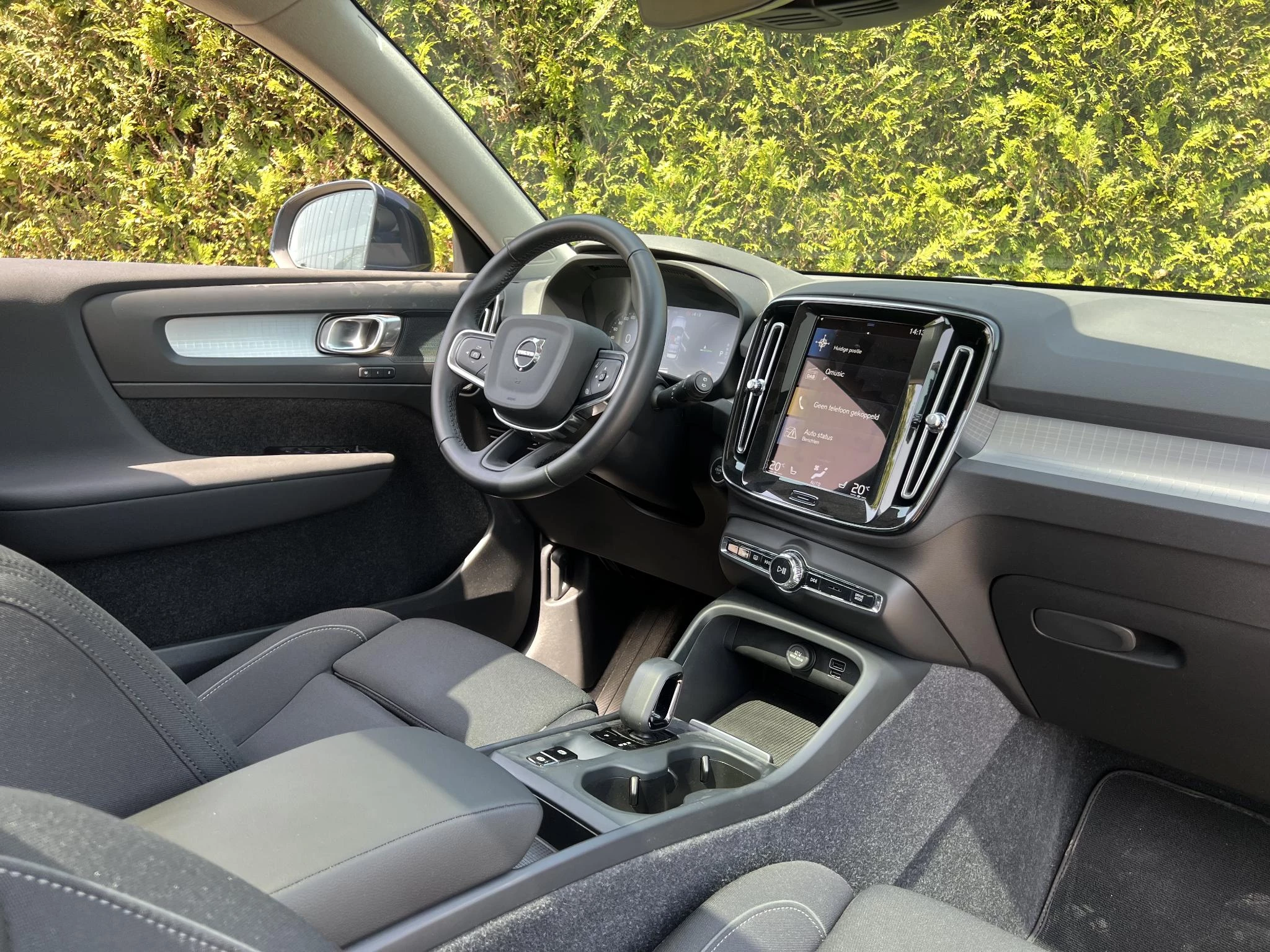 Volvo-XC40-image-16