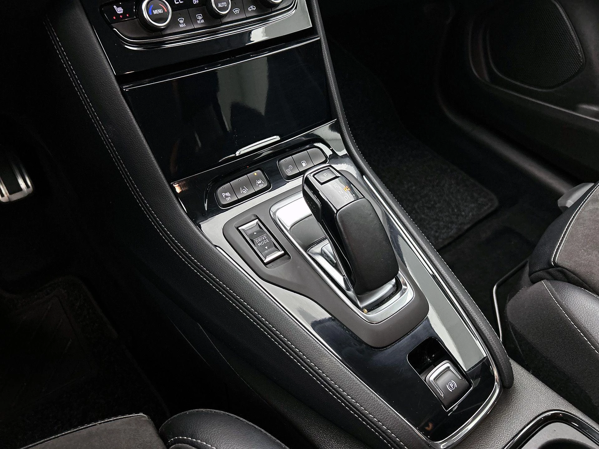 Opel-Grandland-image-9