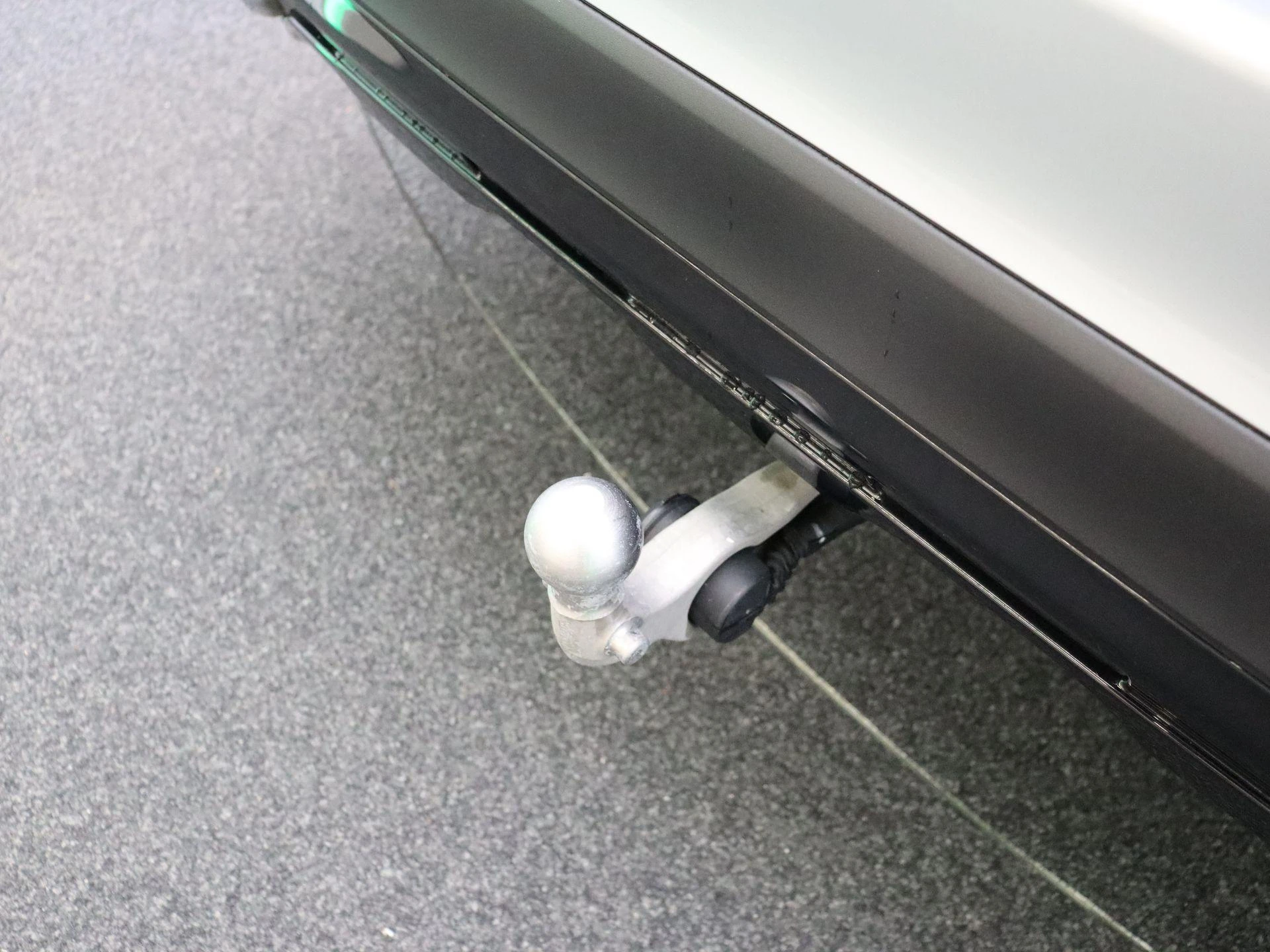 Mercedes-Benz-GLC-image-22