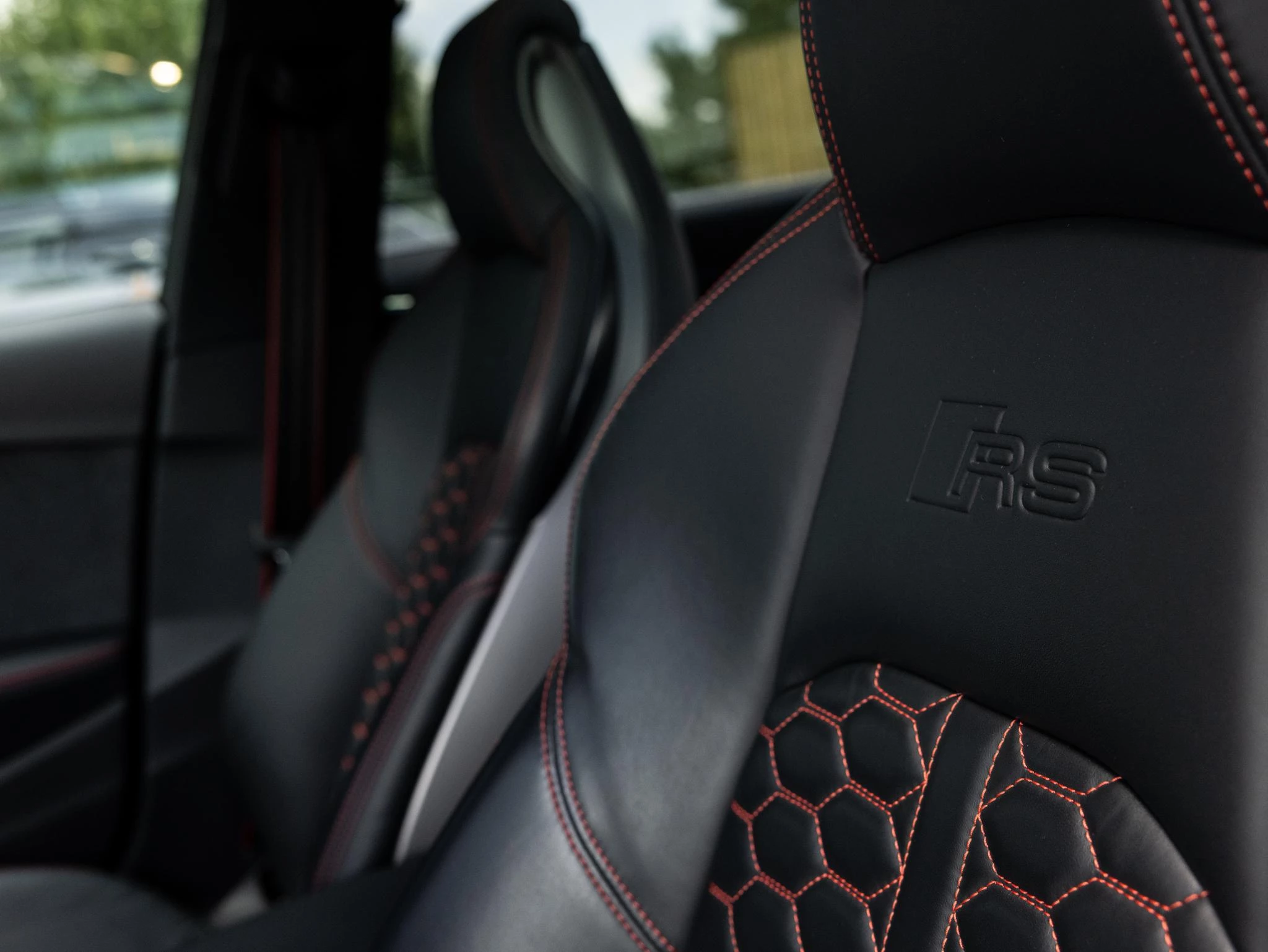 Audi RS4 Avant 2.9 TFSI RS 4 quattro competition plus kuipstoelen