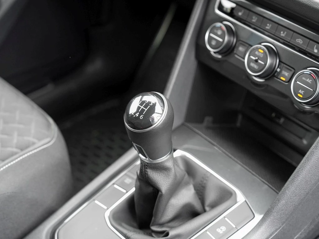 Volkswagen Tiguan 1,5 TSI Join,AHK,Navi,ACC Sitzheizung,Climatronic,ALU