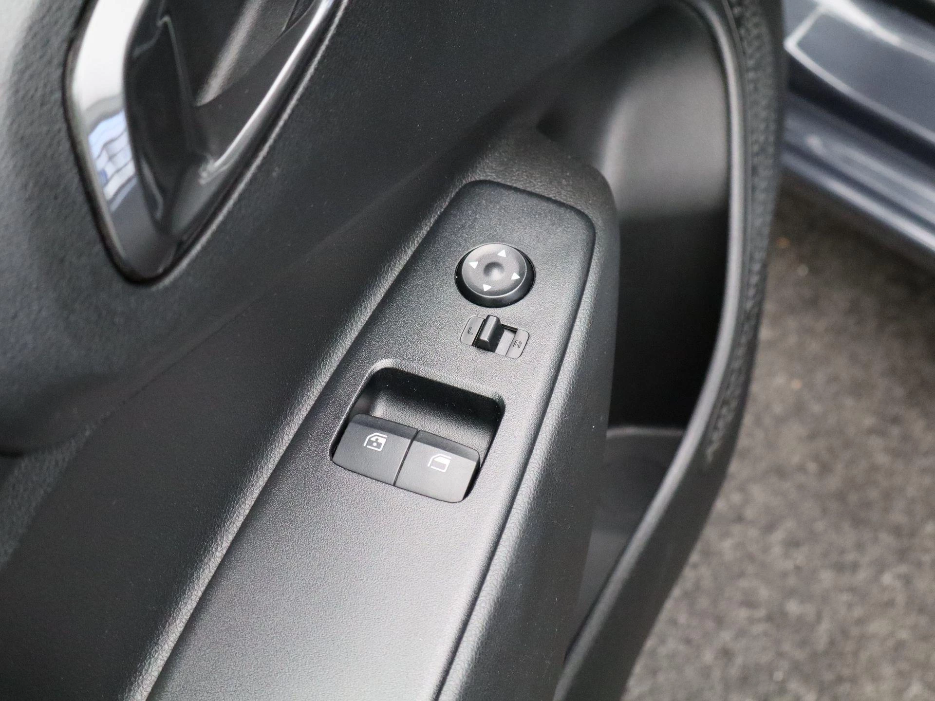 Hyundai-i10-image-23