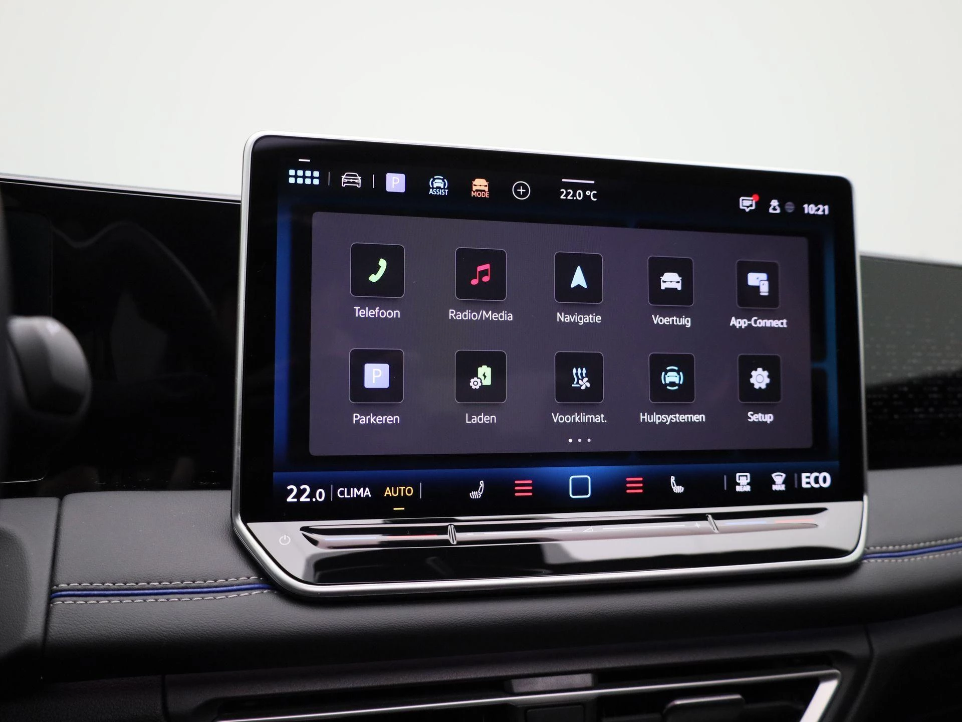 Volkswagen-Tiguan-image-27