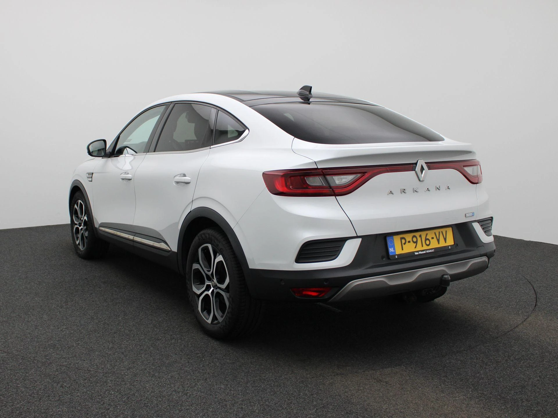 Renault-Arkana-image-1