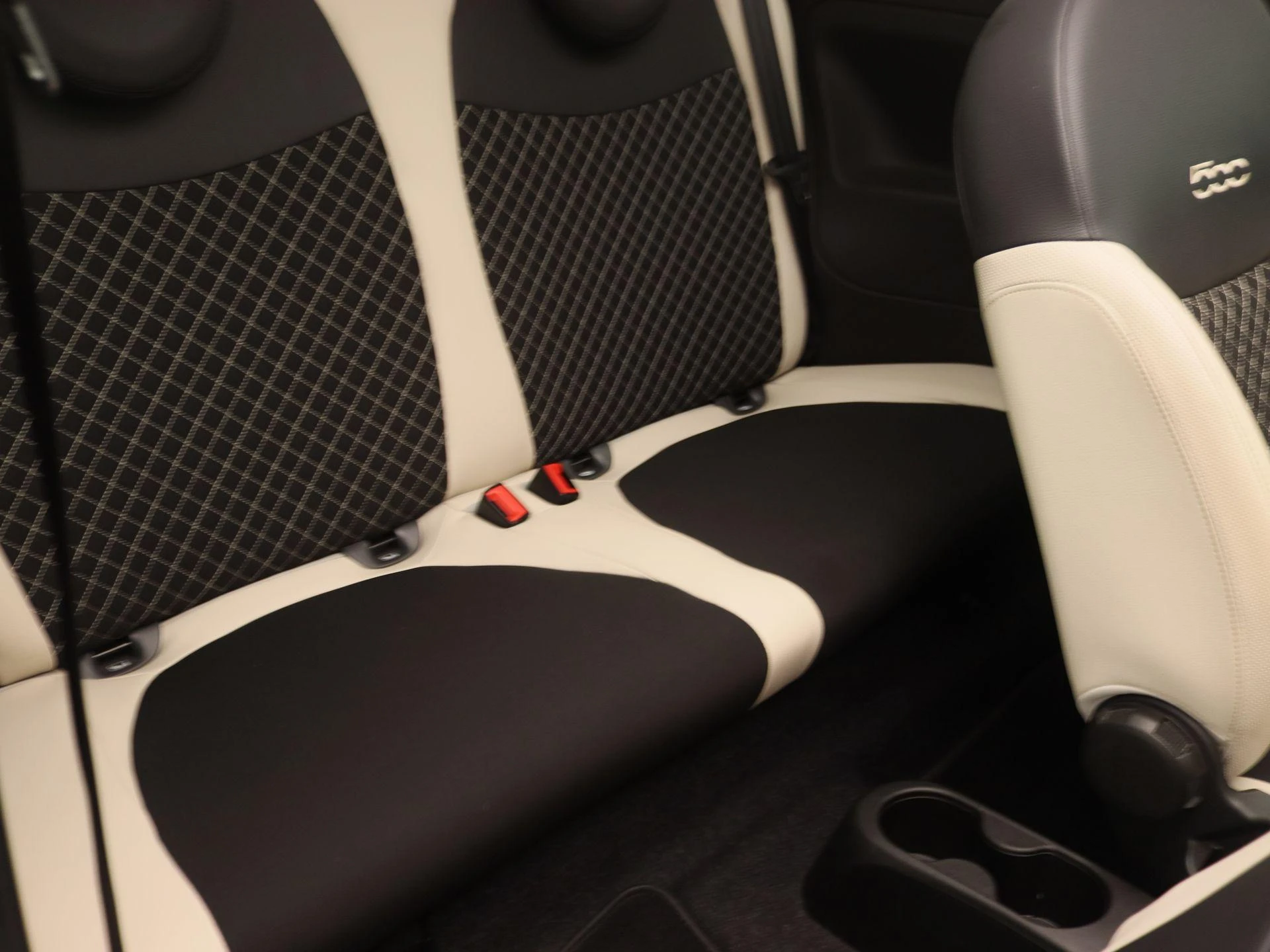 Fiat-500C-image-23