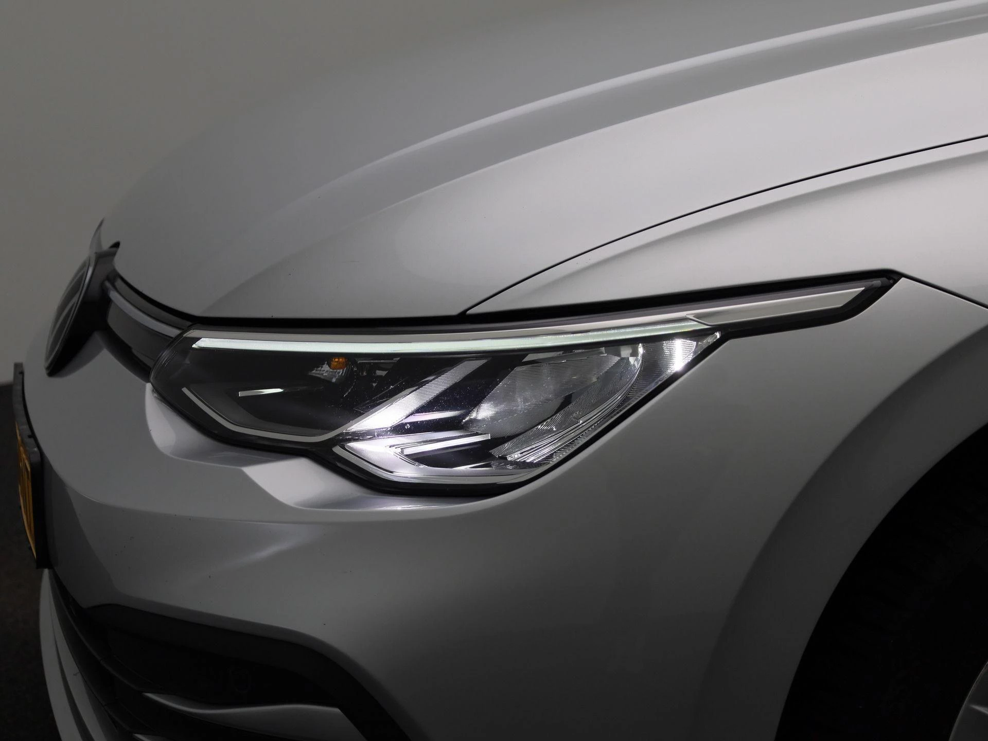 Volkswagen-Golf-image-11