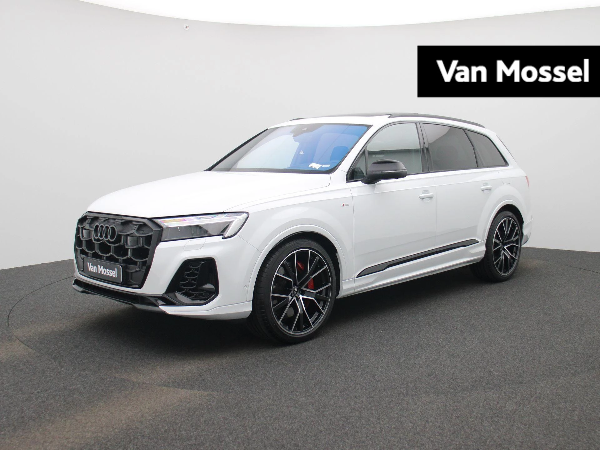 Audi-Q7-image-0
