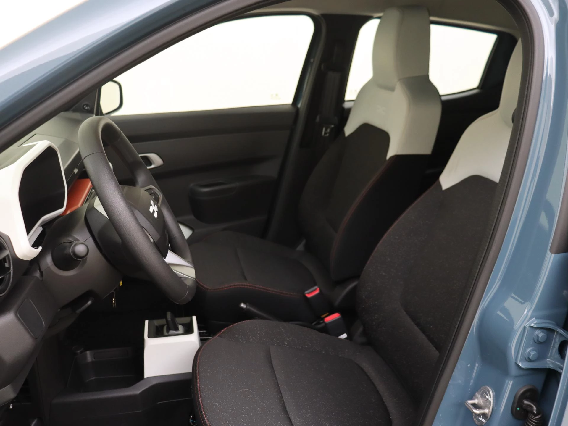 Dacia-Spring-image-14