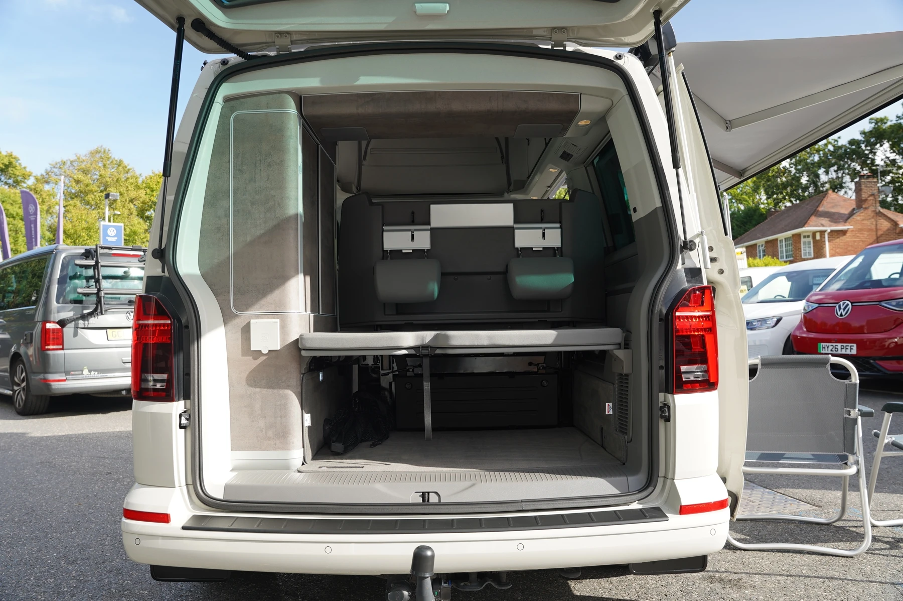 Volkswagen-California-image-34