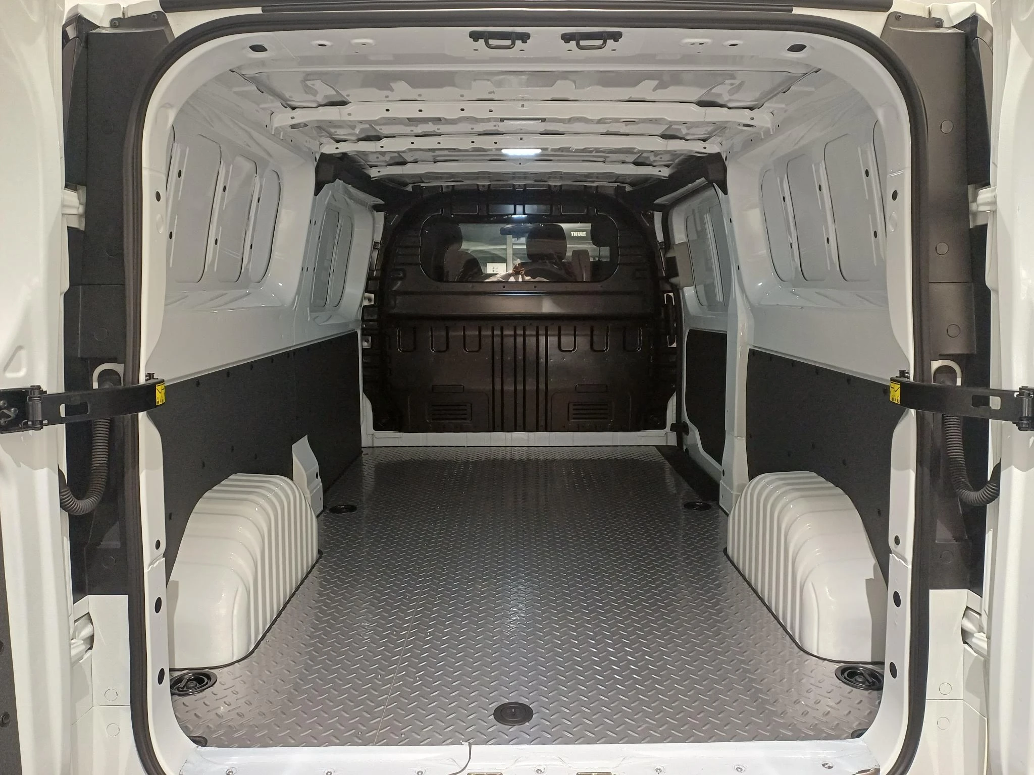 Maxus-Deliver 7-image-8