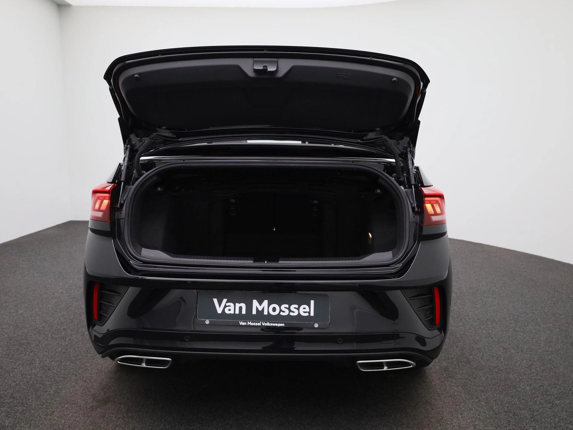 Volkswagen T-Roc 1.5 TSI R-Line | 150 PK |