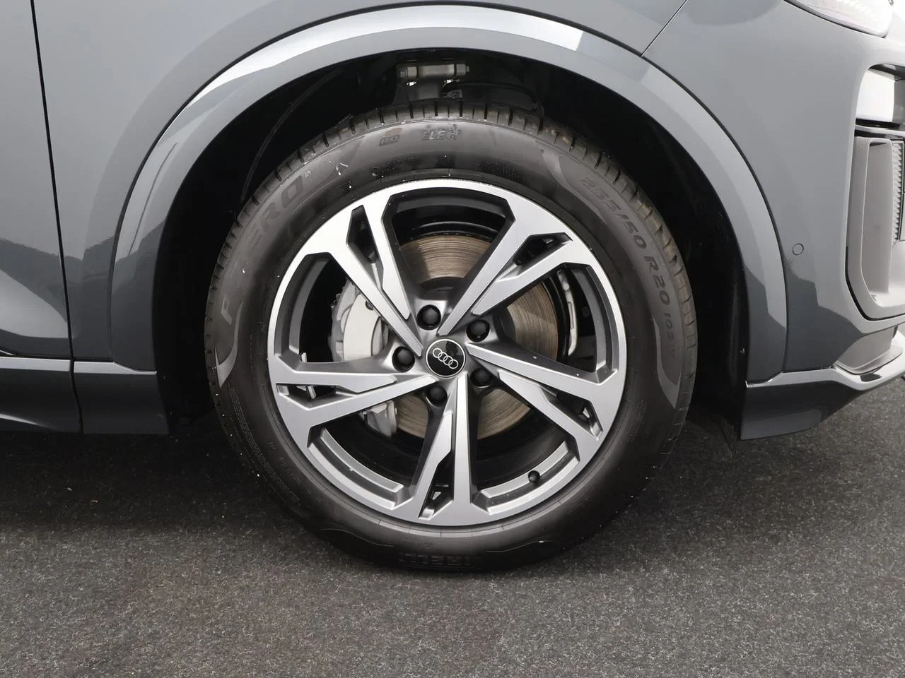 Audi-Q6 e-tron-image-11