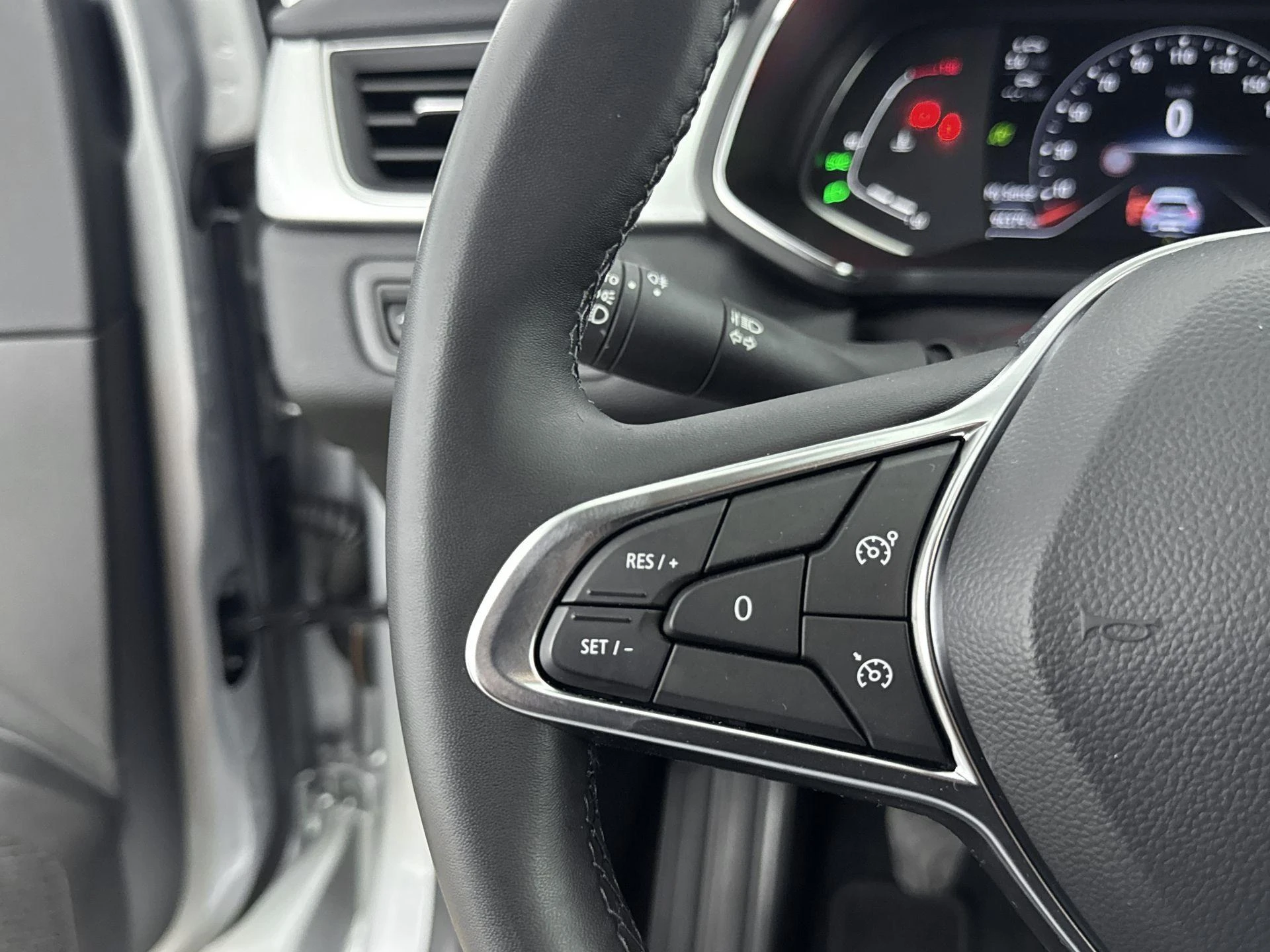 Renault-Captur-image-5