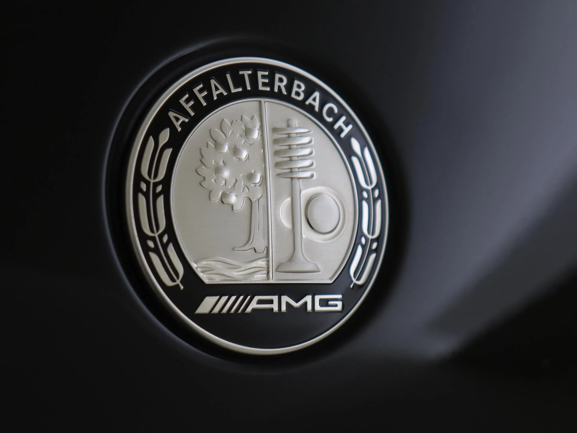 Mercedes-Benz-GLE-image-39