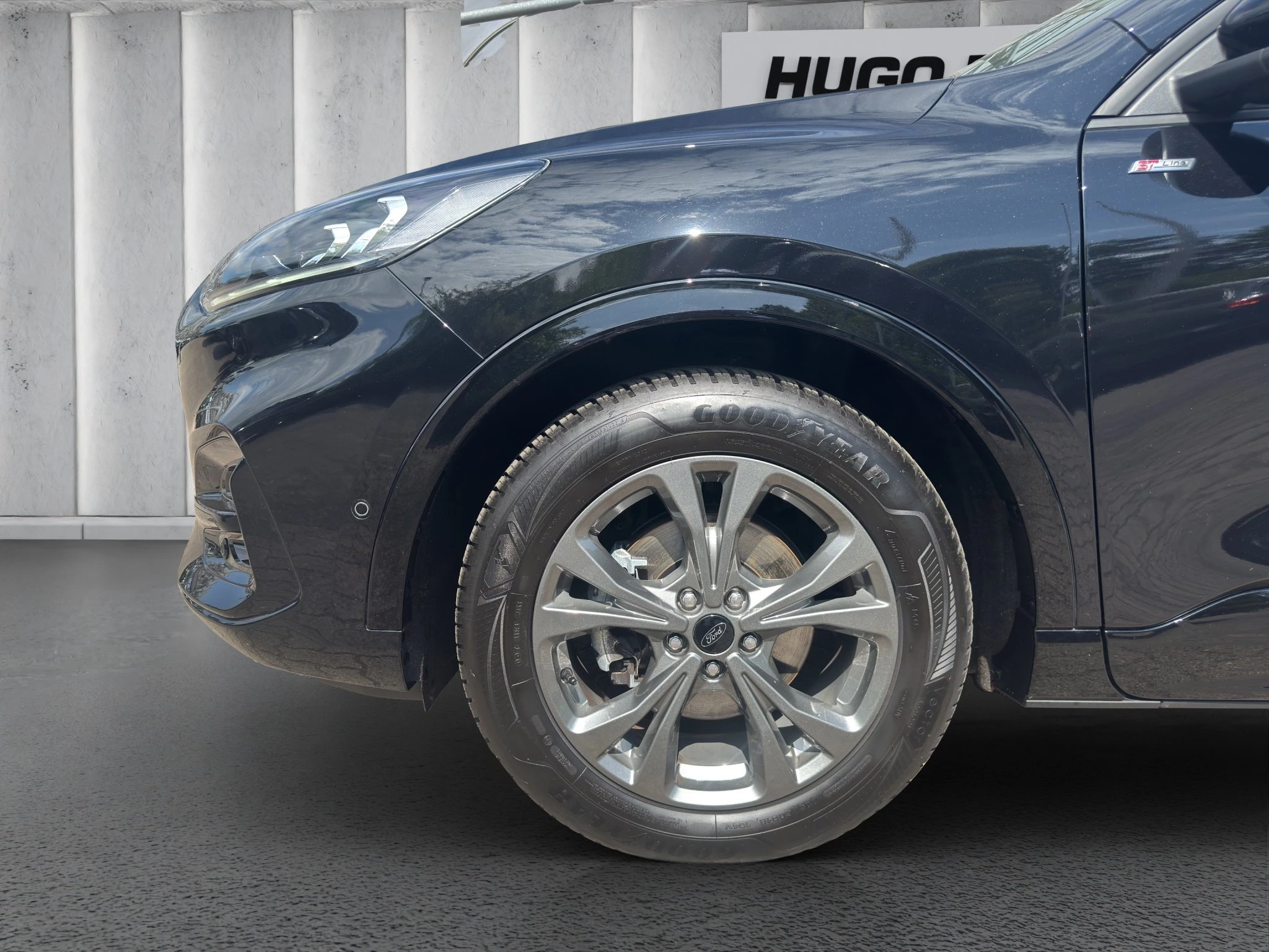 Ford Kuga ST-Line X*PANO*AHK*KAM*ACC*NAVI*SOUND-SYS.